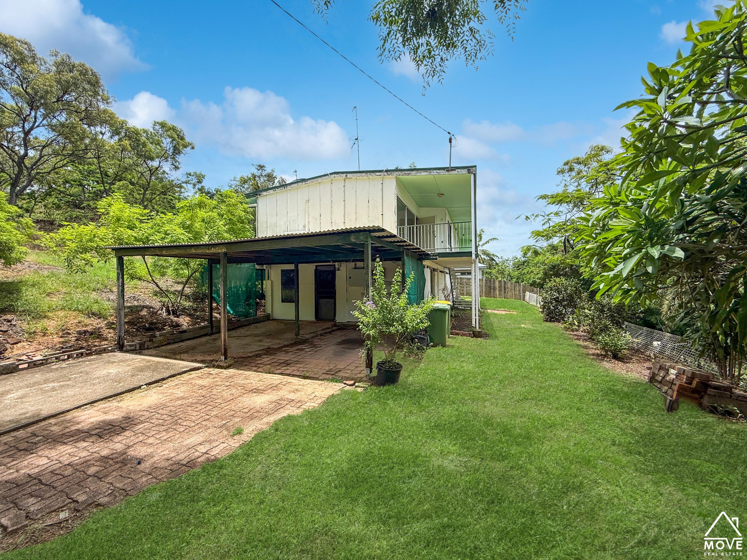 20 Green Street, WEST END, QLD 4810 AUS