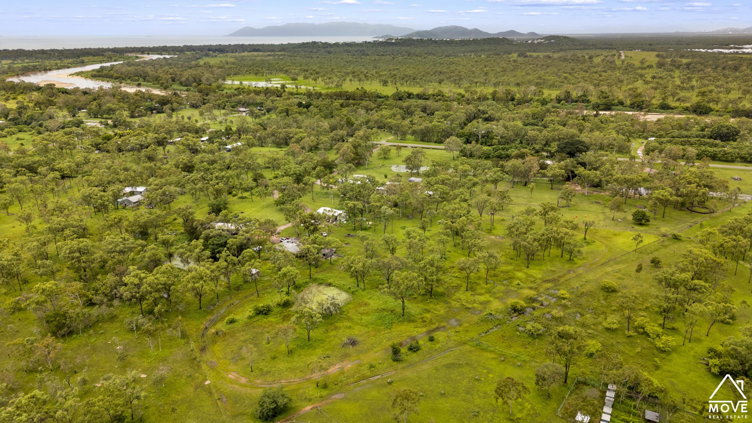 61 Bowden Road, BLACK RIVER, QLD 4818 AUS