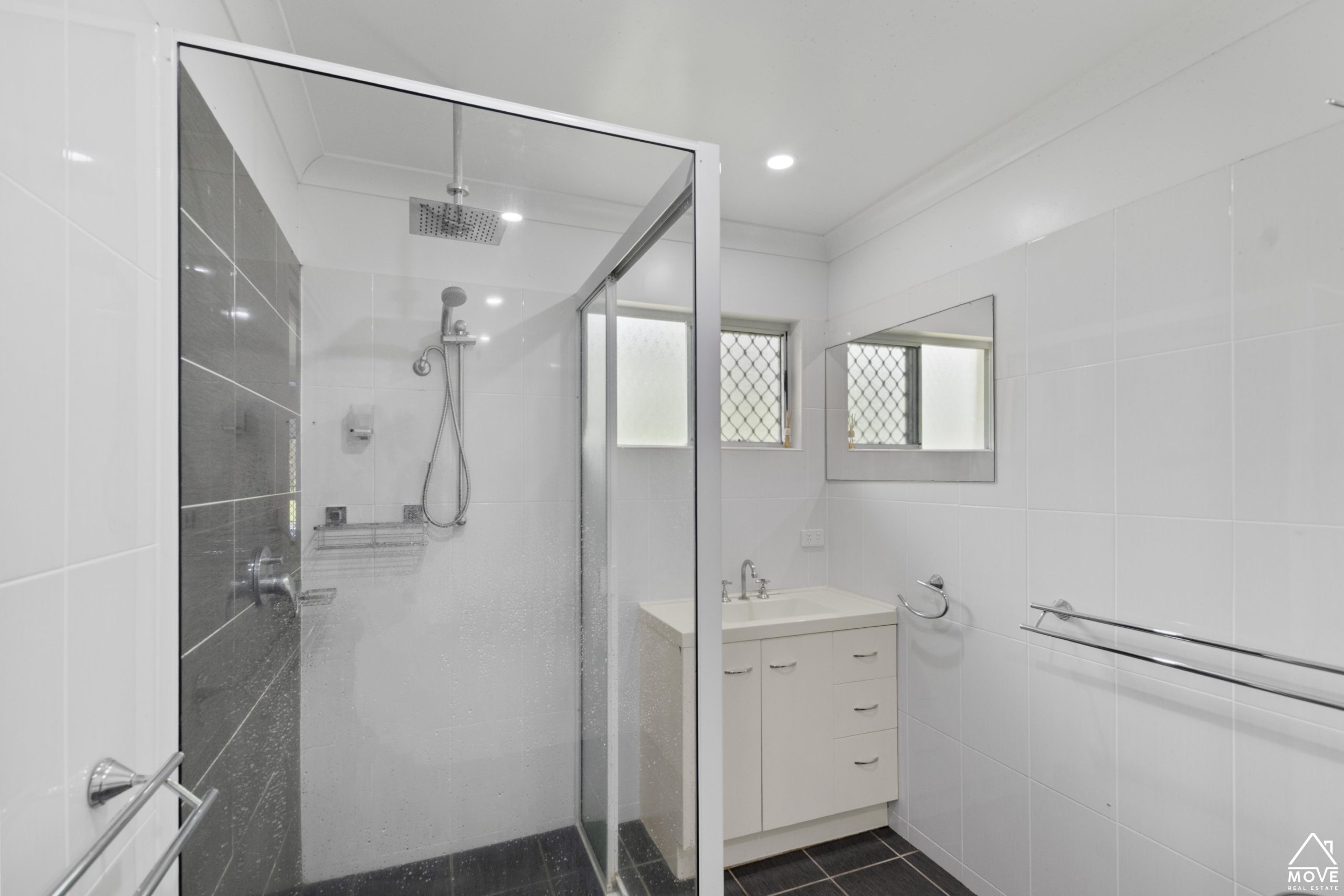 61 Bowden Road, BLACK RIVER, QLD 4818 AUS