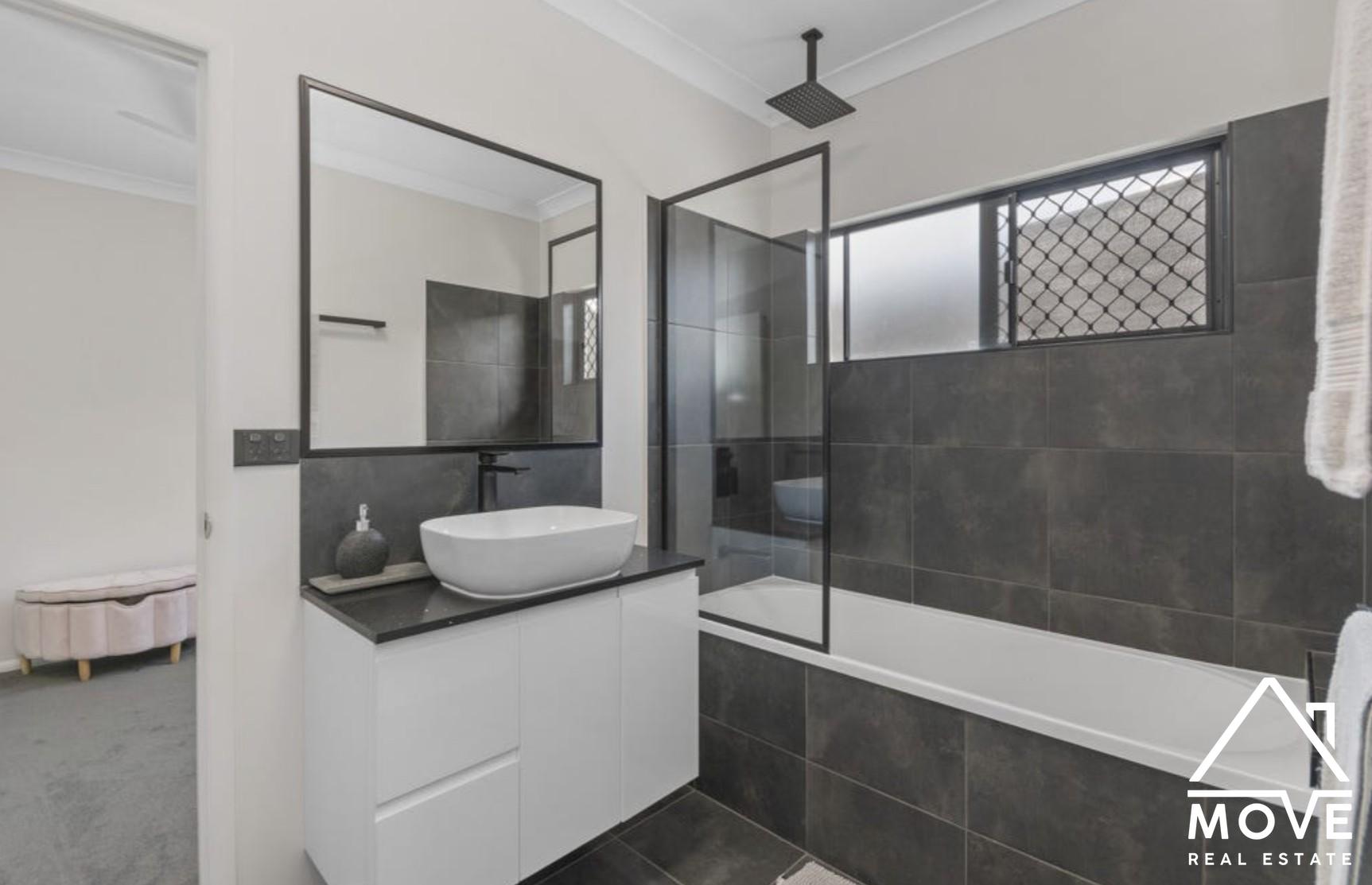 23 Shale Circuit, COSGROVE, QLD 4818 AUS