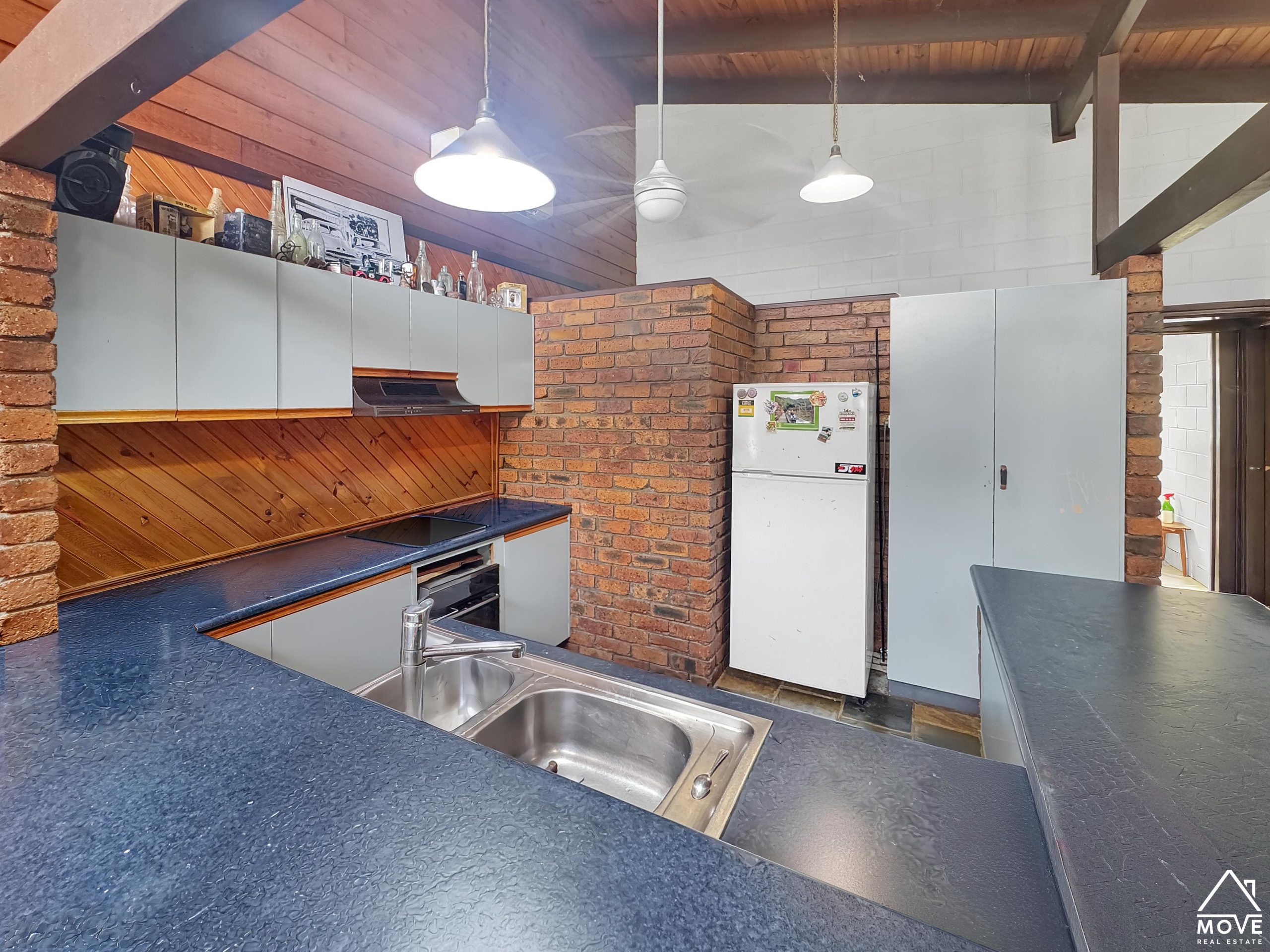 31 Park Street, CHARTERS TOWERS CITY, QLD 4820 AUS