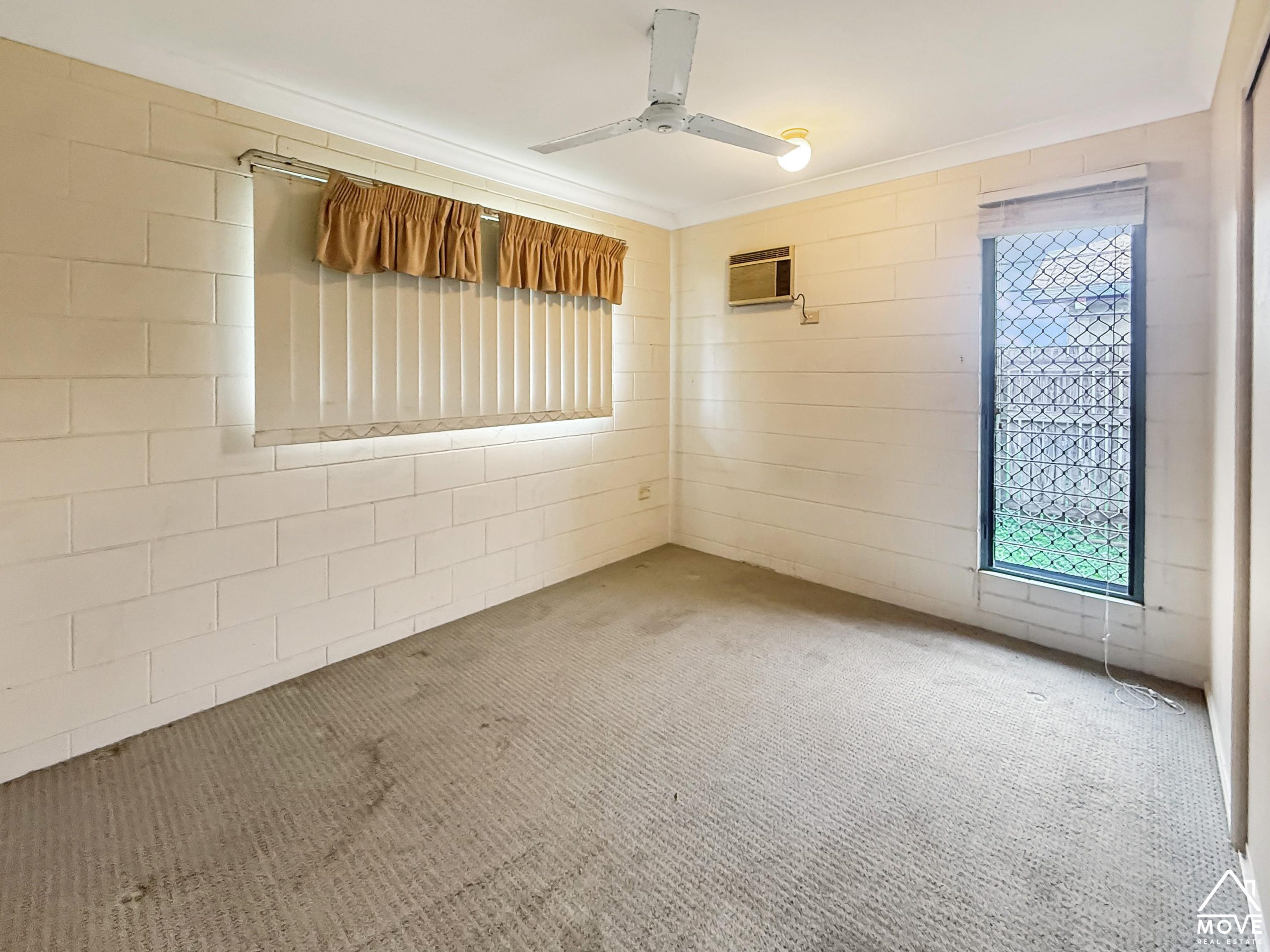 2/15 Xavier Court, RAILWAY ESTATE, QLD 4810 AUS
