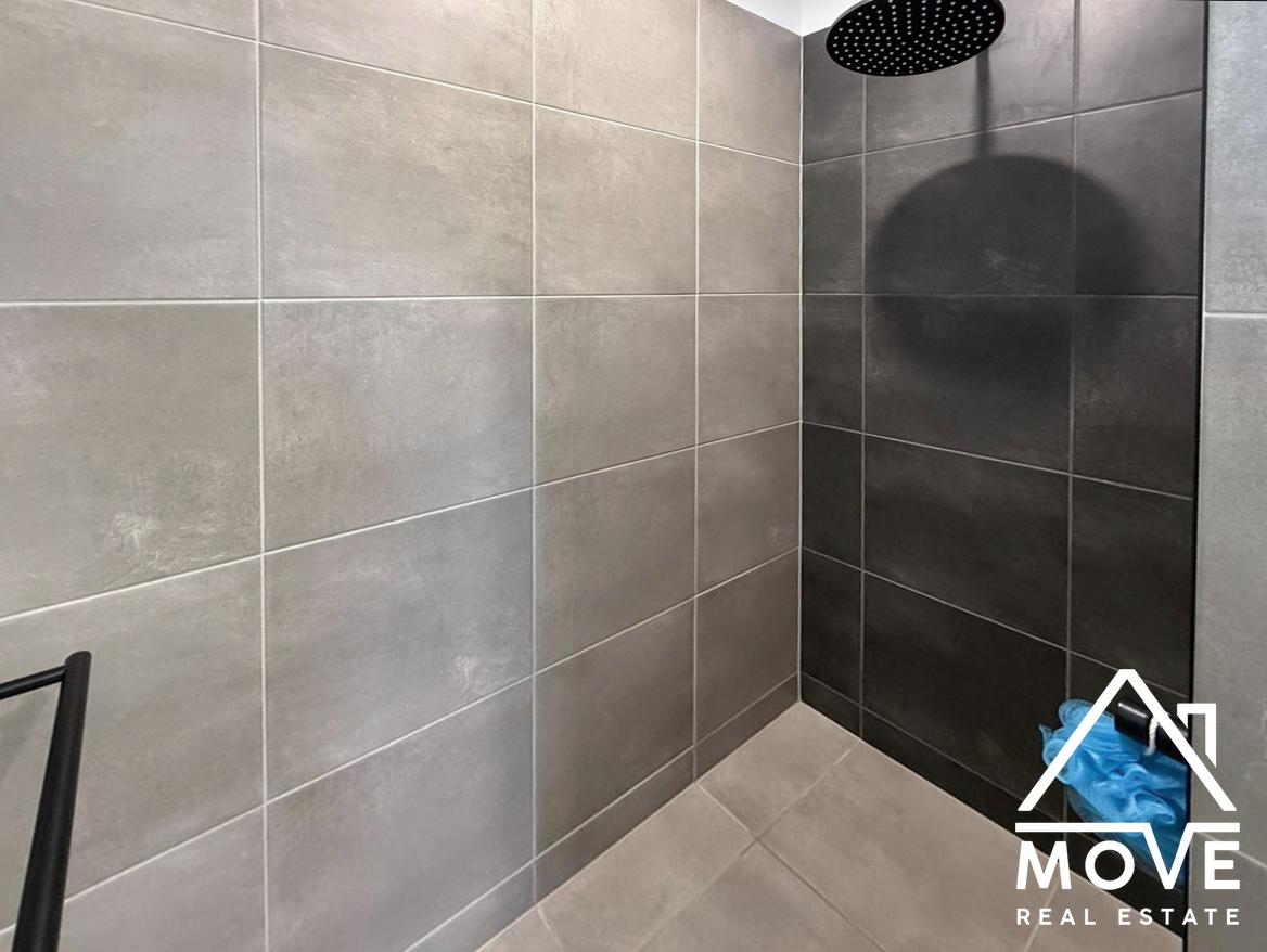 10 Harness Road, KELSO, QLD 4815 AUS