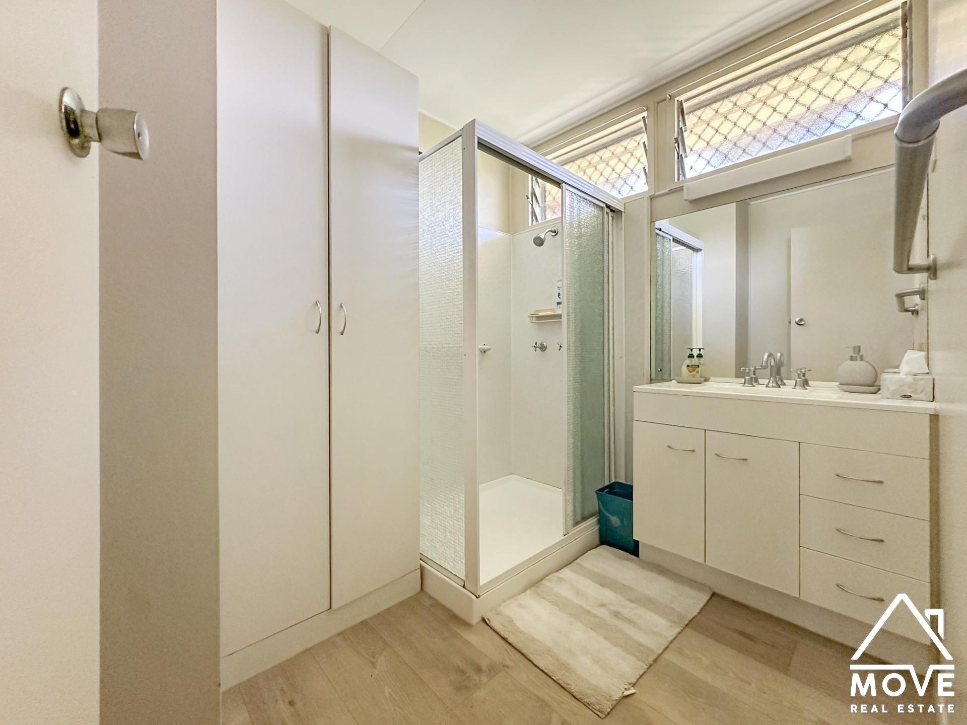 44 Cordelia Avenue, CRANBROOK, QLD 4814 AUS