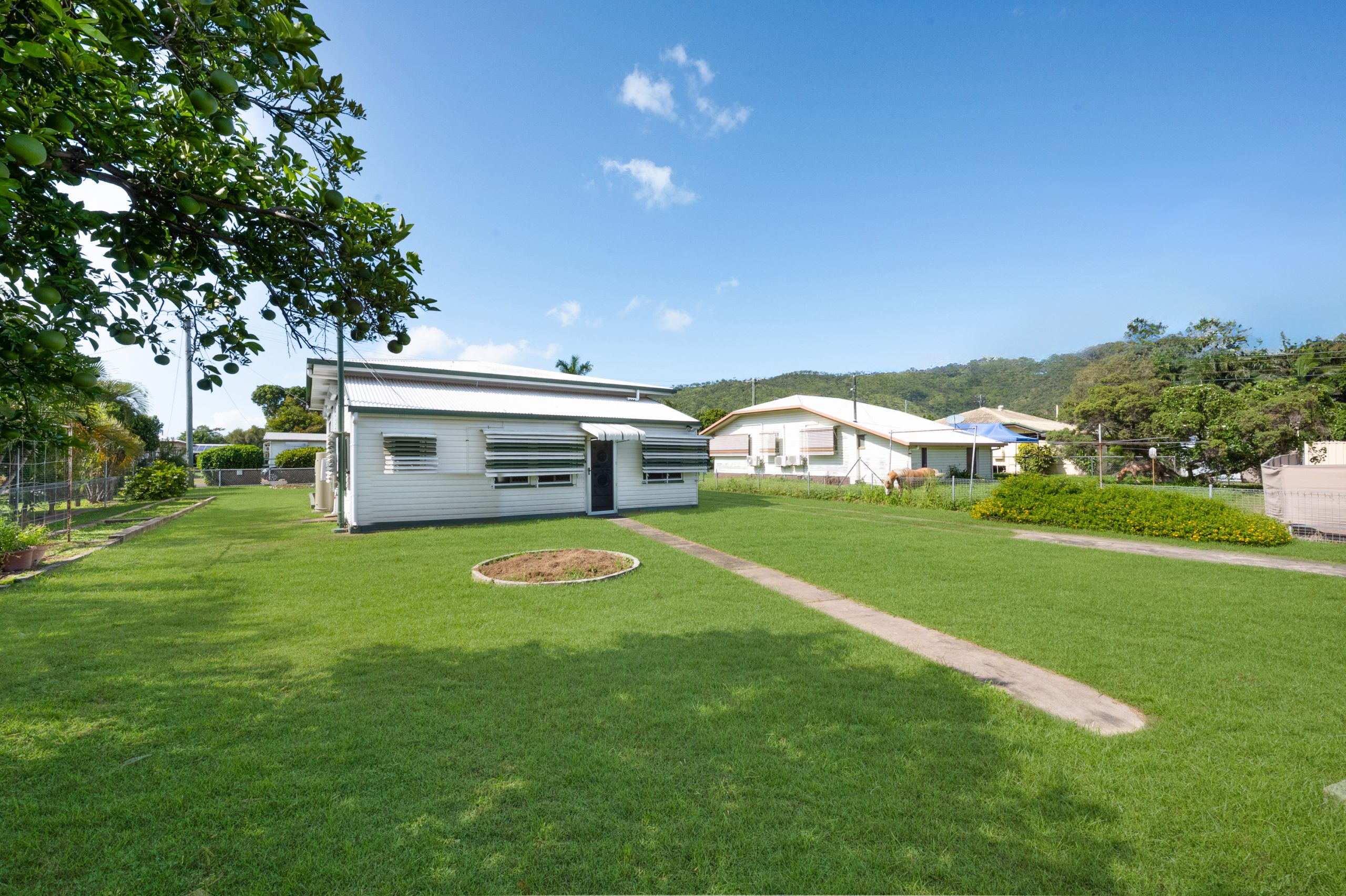 6 Warrego Street, WULGURU, QLD 4811 AUS