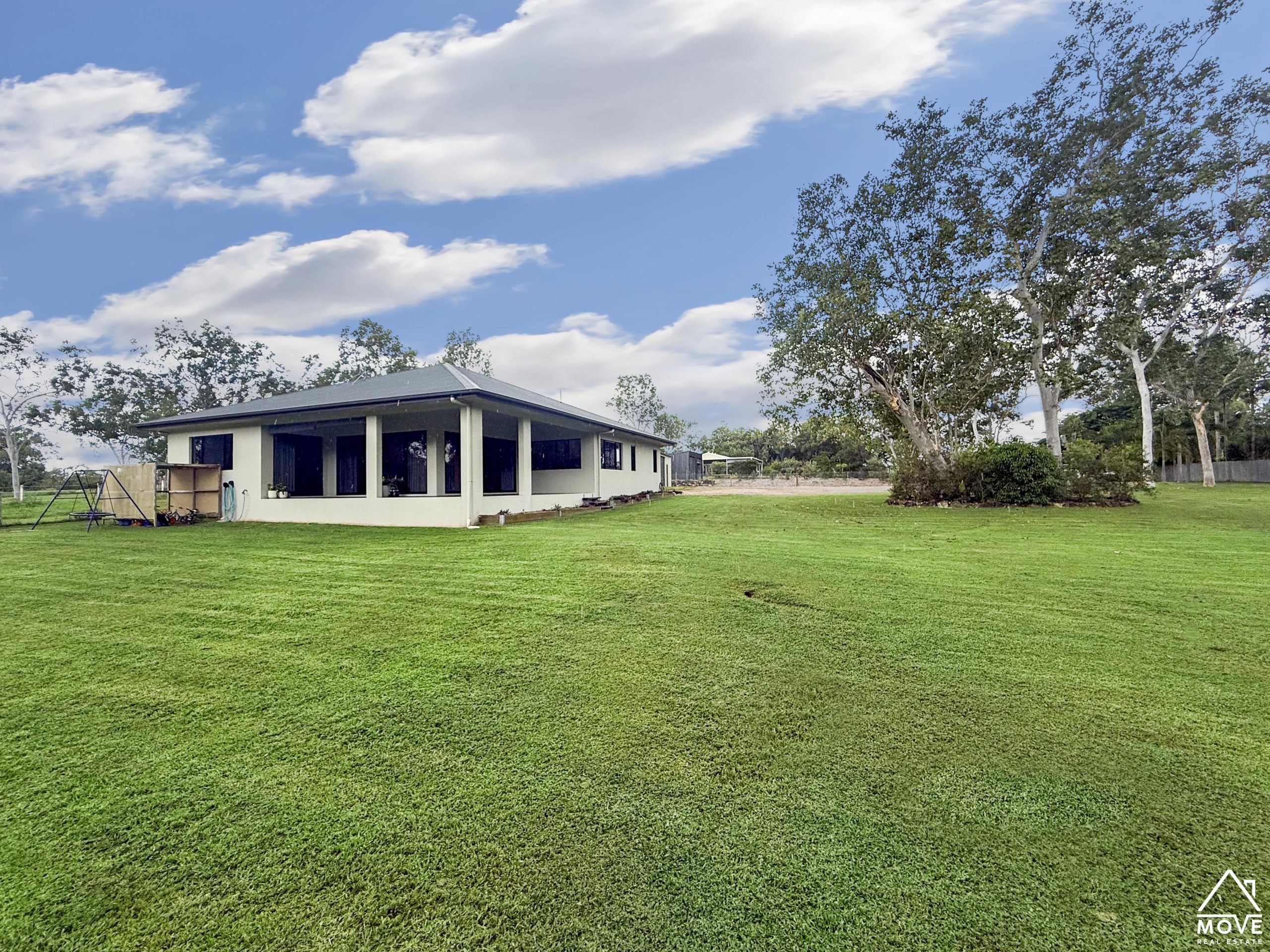 35 Endeavour Road, BLUEWATER PARK, QLD 4818 AUS