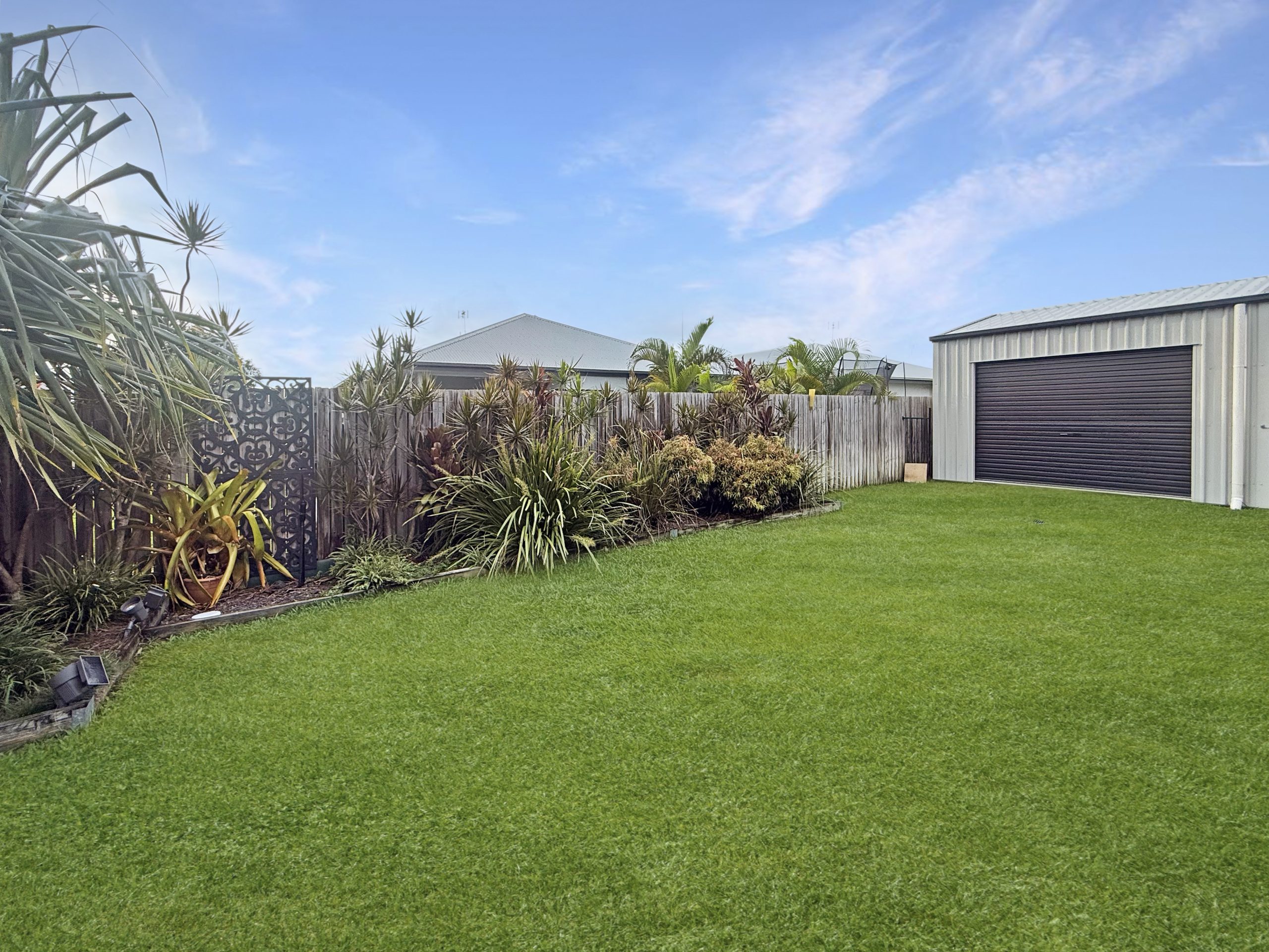 3 Barnfield Street, MOUNT LOW, QLD 4818 AUS