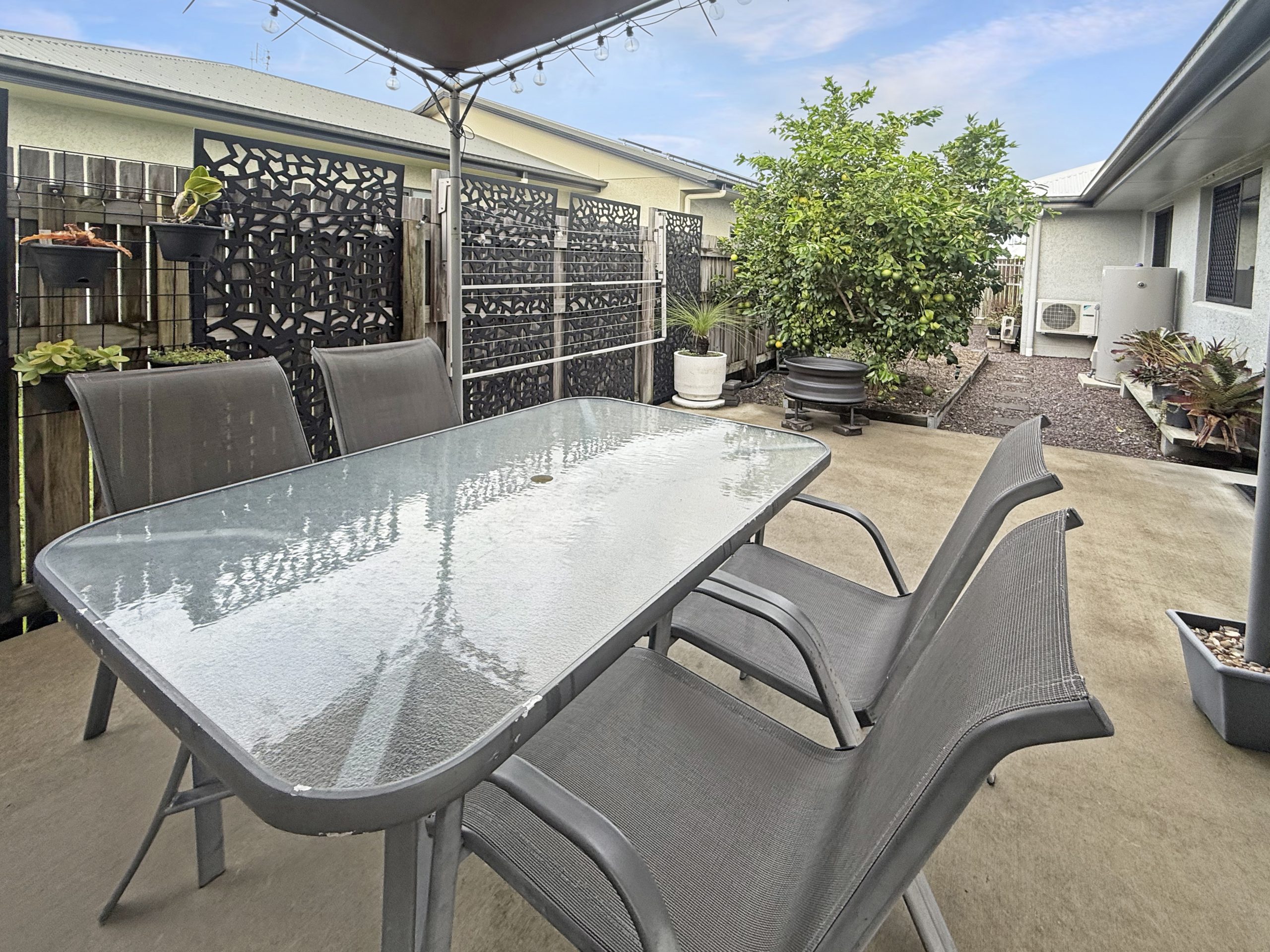 3 Barnfield Street, MOUNT LOW, QLD 4818 AUS