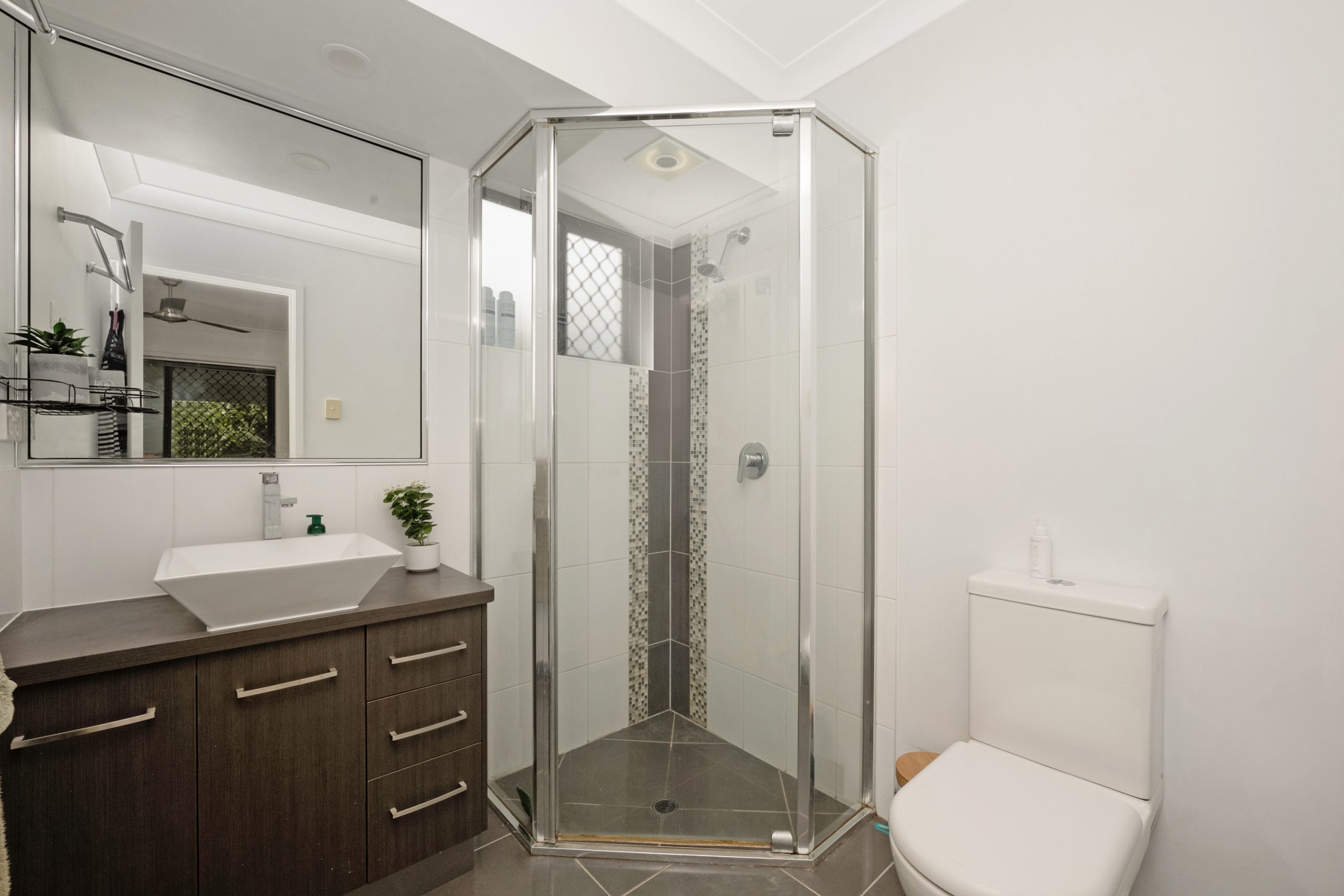 24 Brush Cherry Street, MOUNT LOW, QLD 4818 AUS