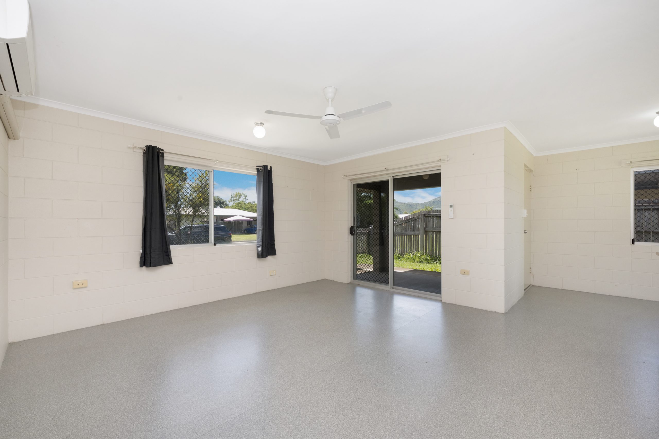 10 Stephanie Street, RASMUSSEN, QLD 4815 AUS