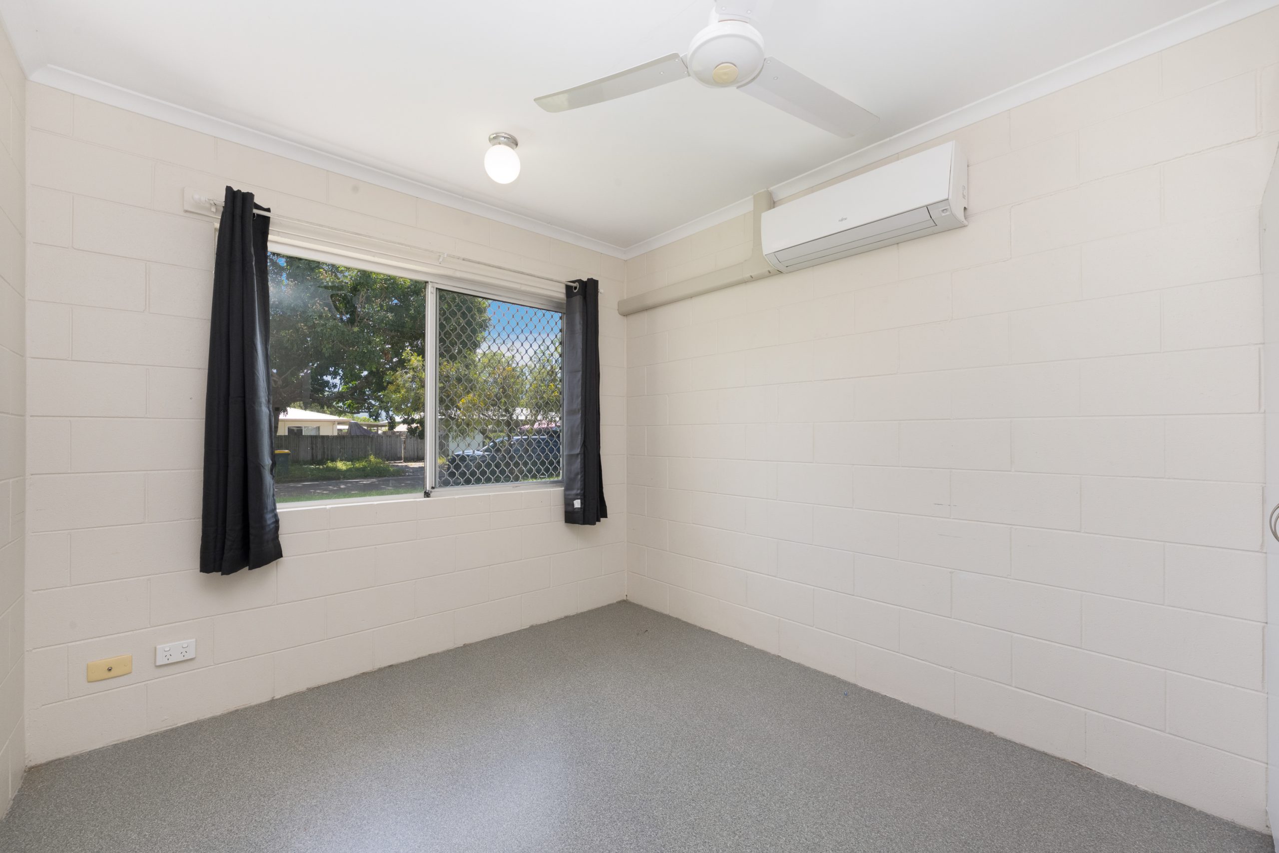 10 Stephanie Street, RASMUSSEN, QLD 4815 AUS