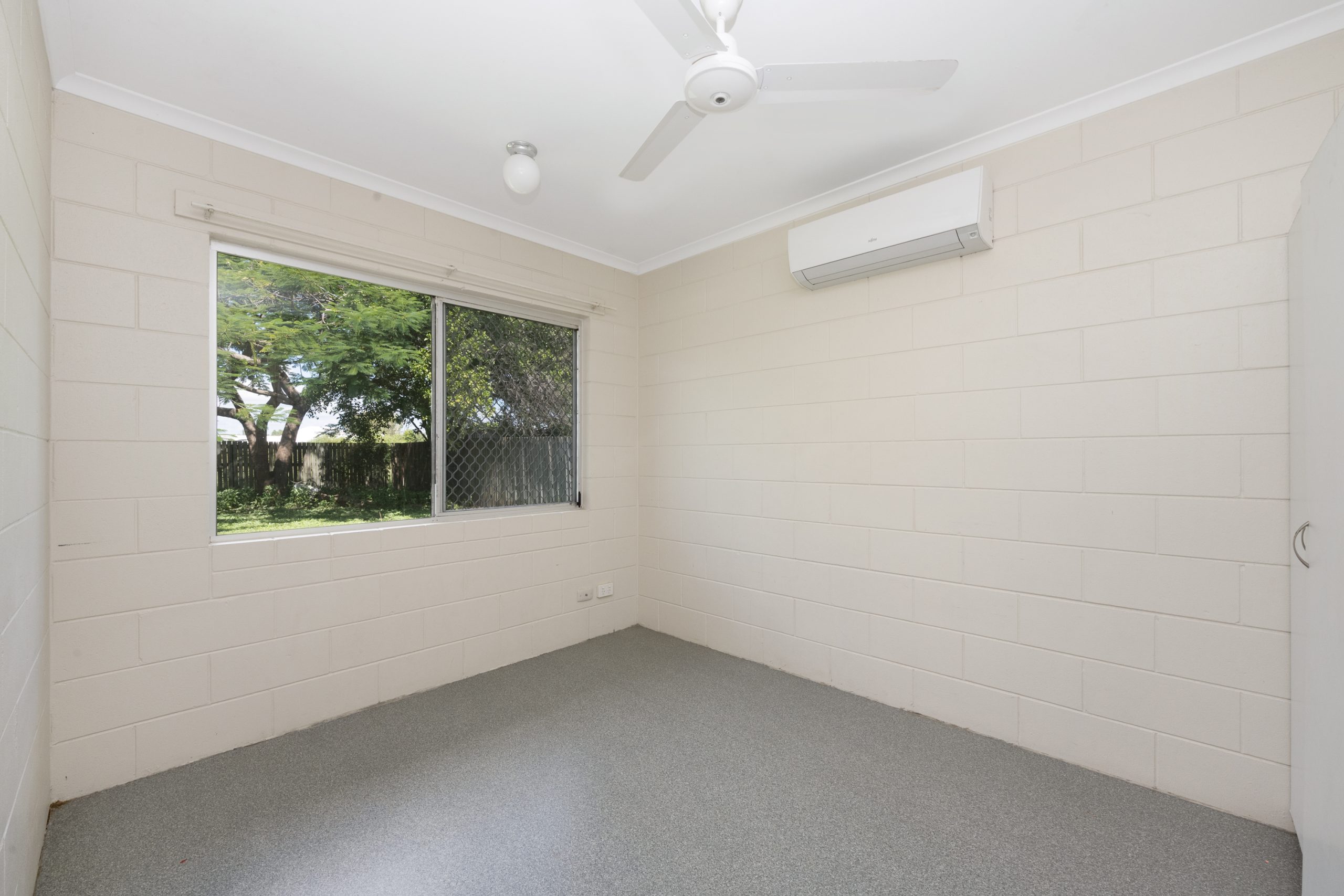 10 Stephanie Street, RASMUSSEN, QLD 4815 AUS