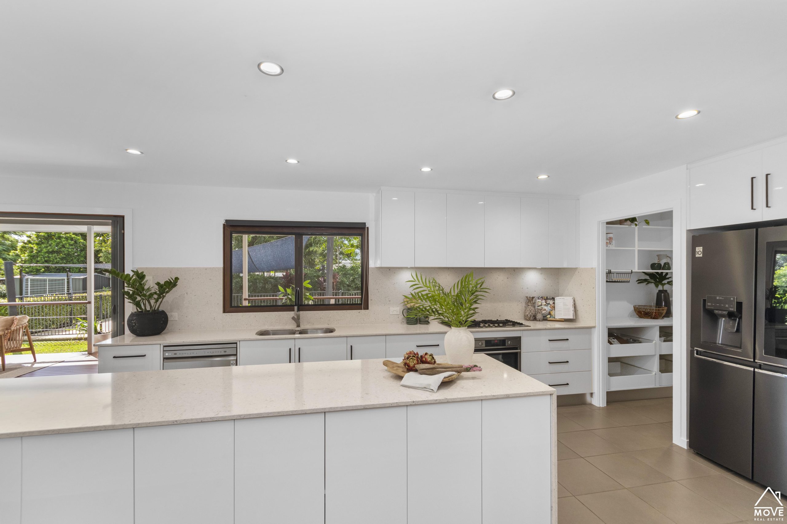 9 Enright Street, MYSTERTON, QLD 4812 AUS