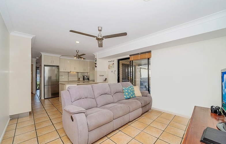 29 Eaton Circle, KIRWAN, QLD 4817 AUS