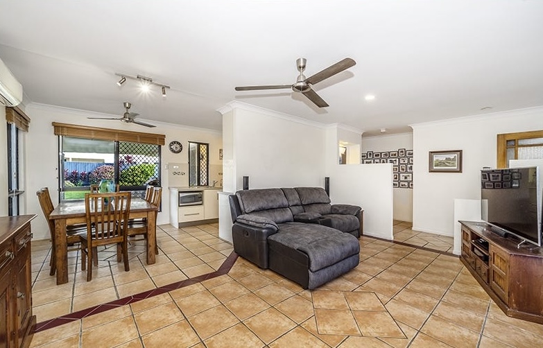 29 Eaton Circle, KIRWAN, QLD 4817 AUS