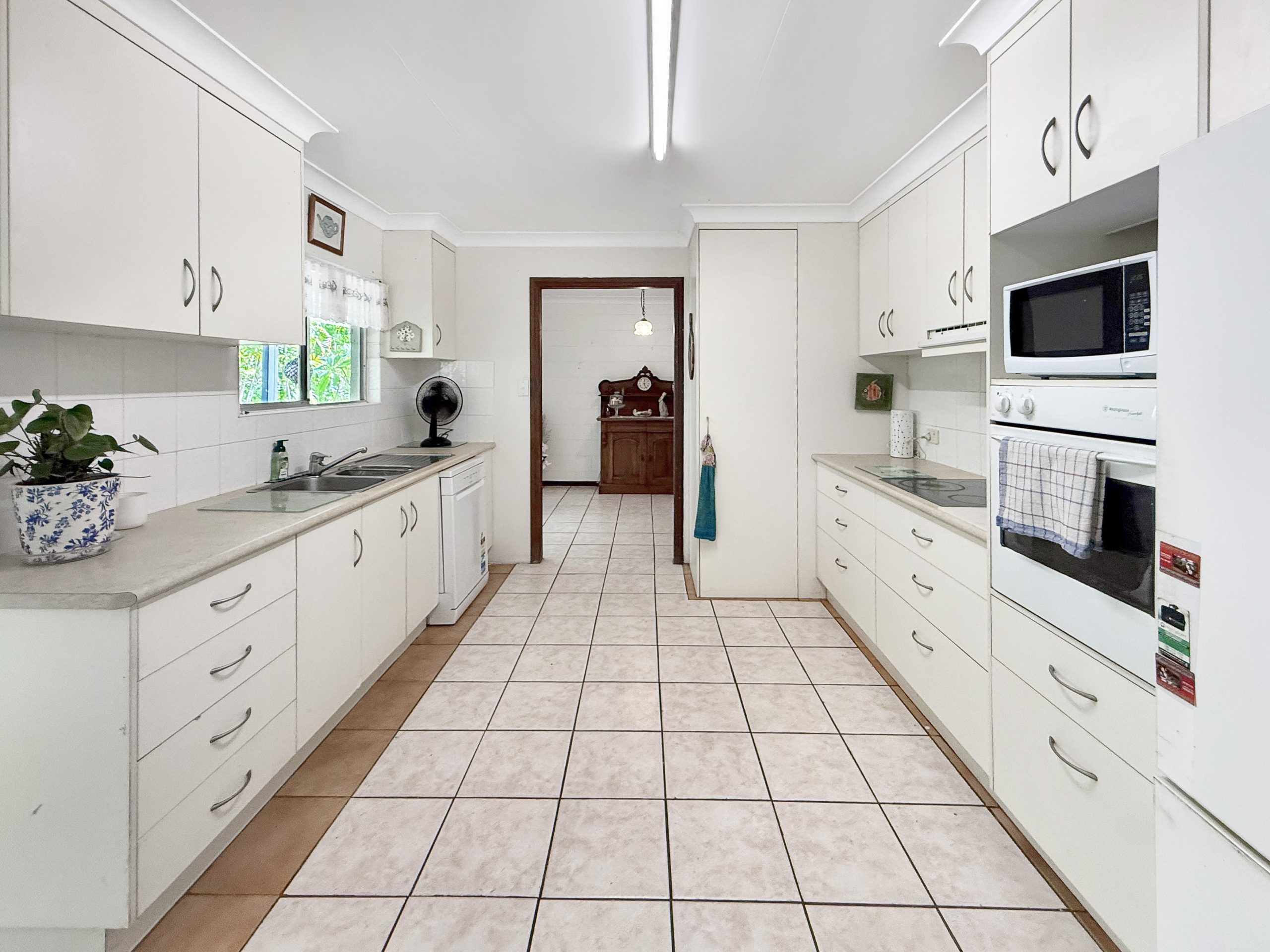 53 Mount Low Parkway, MOUNT LOW, QLD 4818 AUS