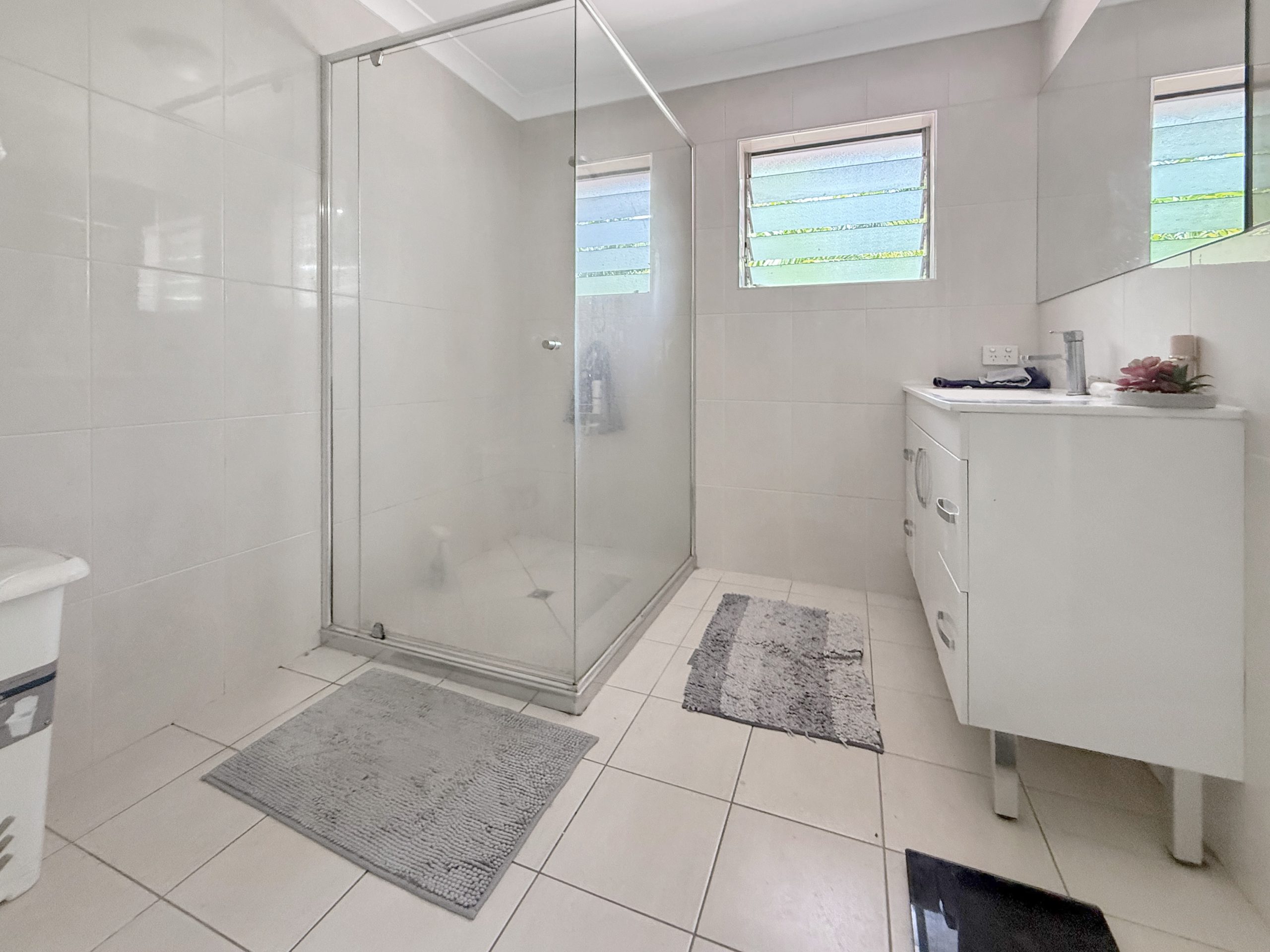 53 Mount Low Parkway, MOUNT LOW, QLD 4818 AUS