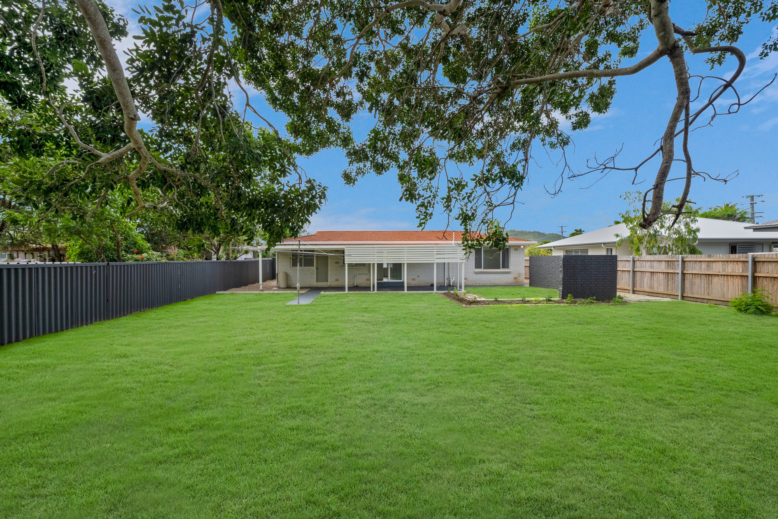 36 Gladys Street, KELSO, QLD 4815 AUS