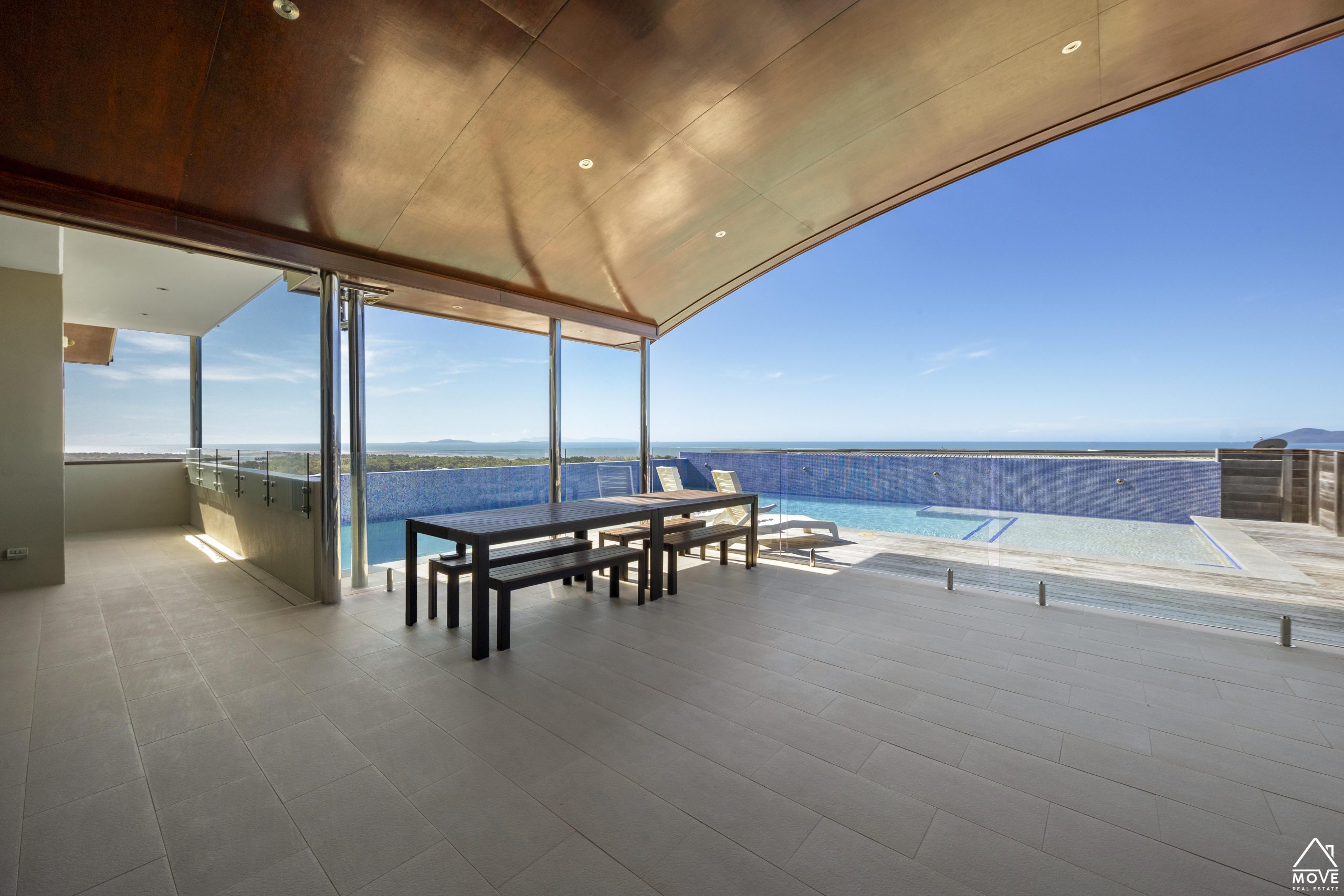 96 Goicoechea Drive, BUSHLAND BEACH, QLD 4818 AUS