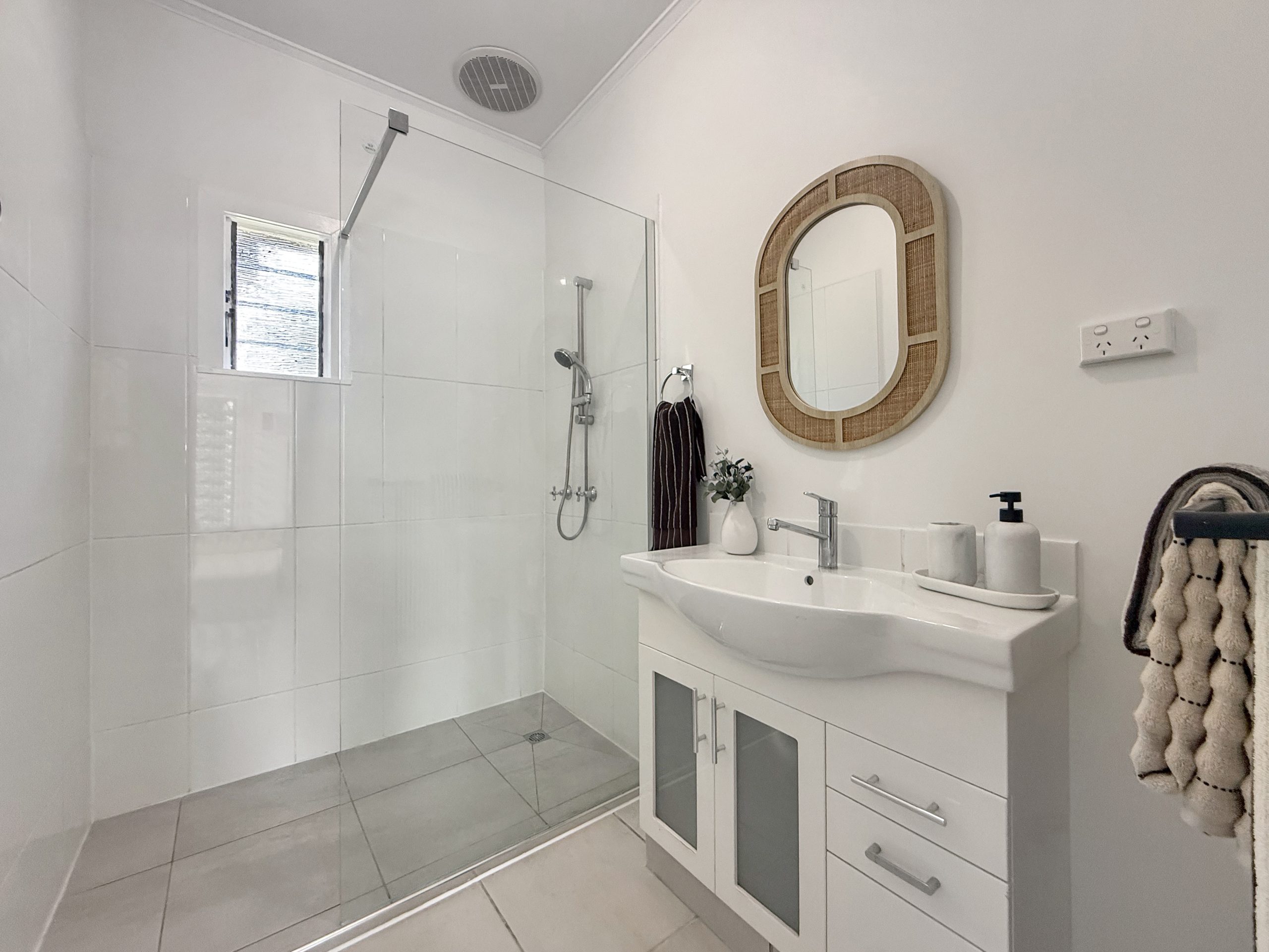 4 Carcoola Street, CRANBROOK, QLD 4814 AUS
