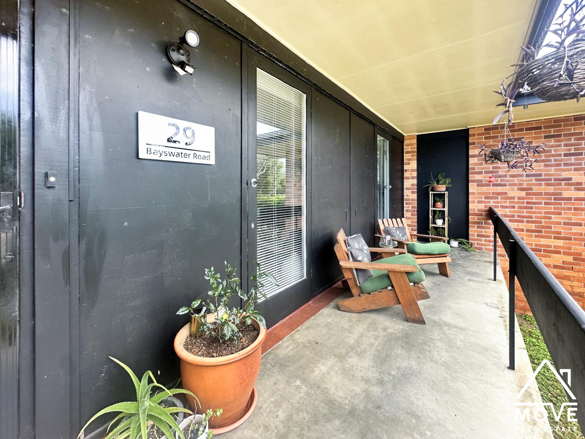 29 Bayswater Road, HYDE PARK, QLD 4812 AUS