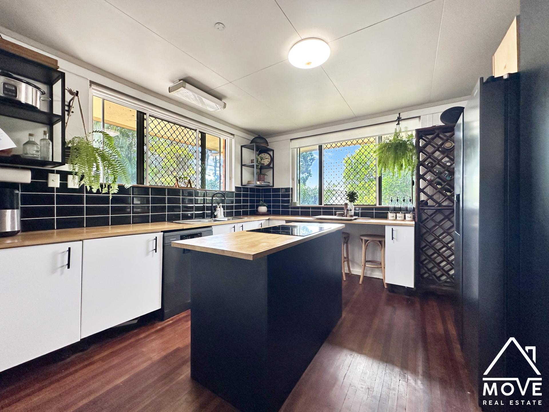 29 Bayswater Road, HYDE PARK, QLD 4812 AUS