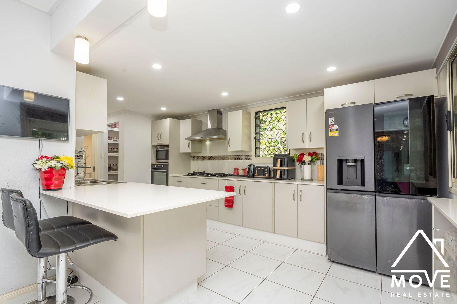 7 Redbank Court, MOUNT LOUISA, QLD 4814 AUS