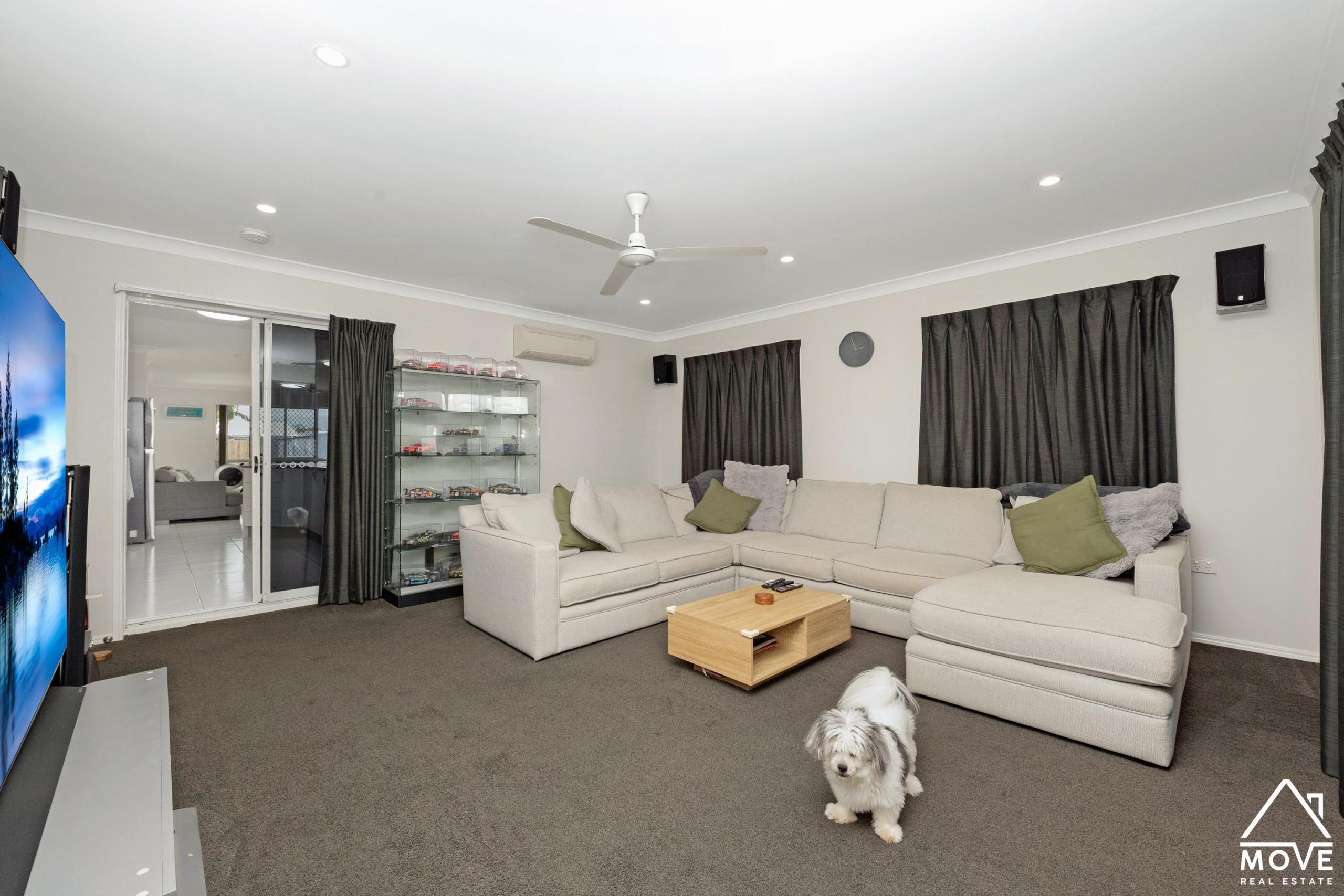 36 Colchester Crescent, KIRWAN, QLD 4817 AUS