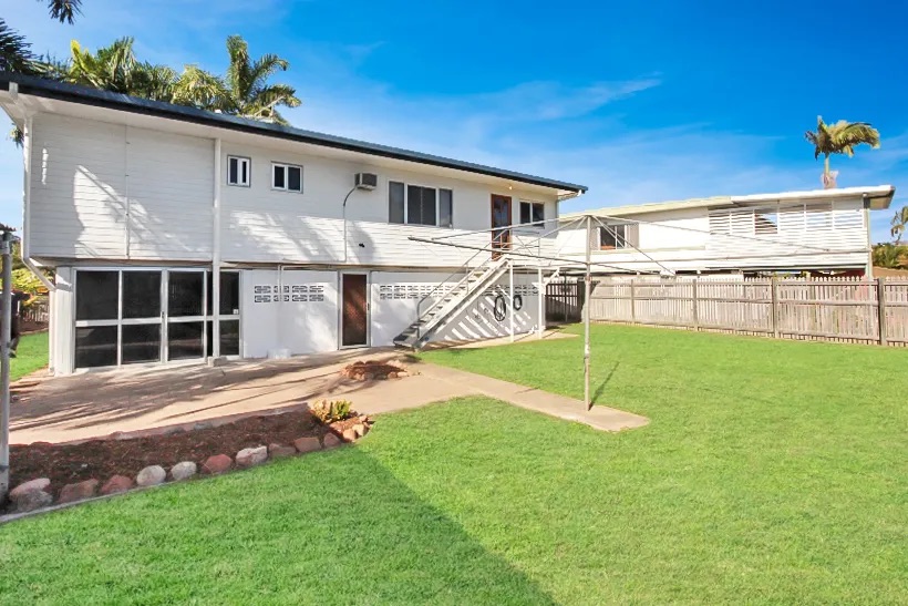 9 Rhodes Street, HEATLEY, QLD 4814 AUS