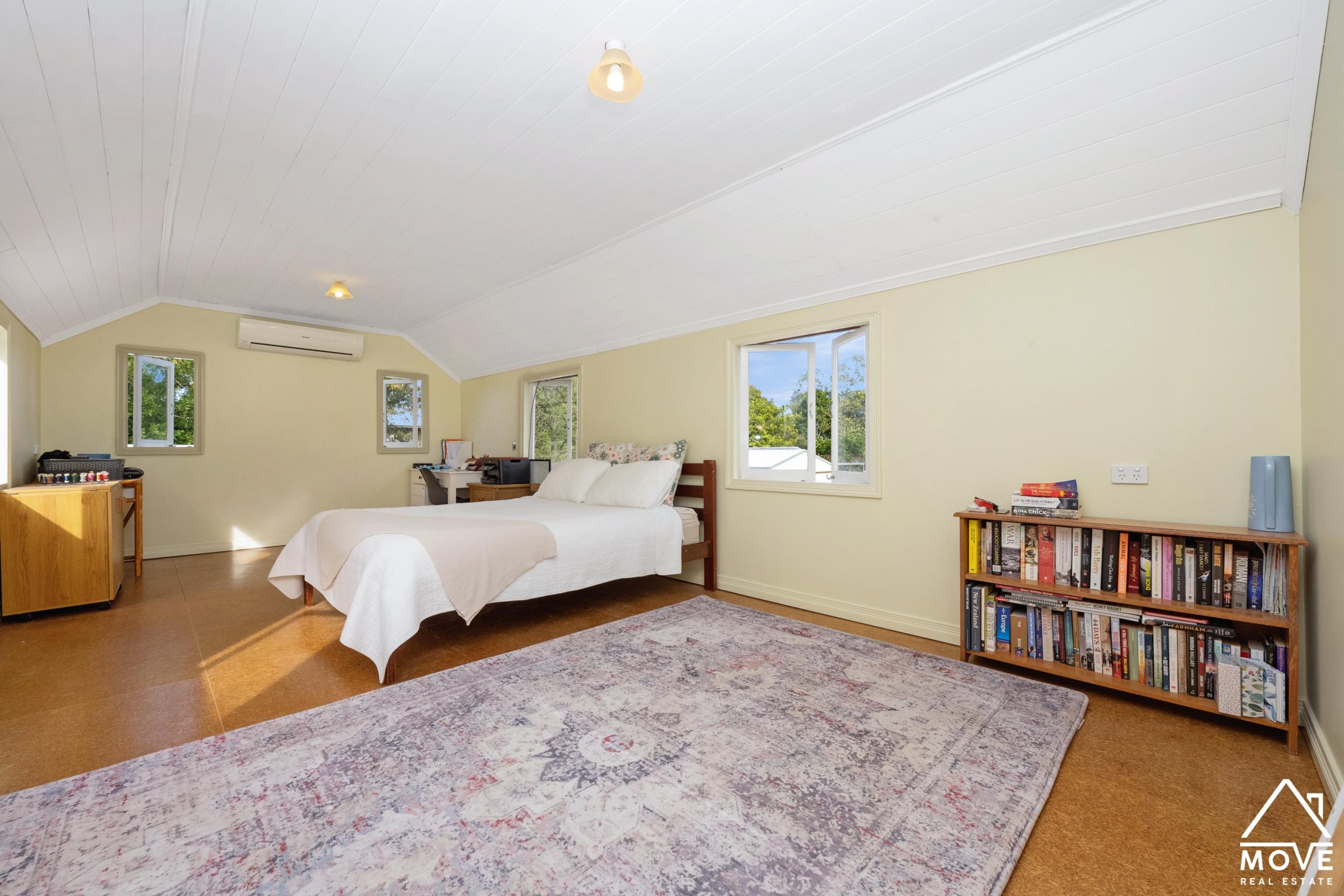 68 Hodgkinson Street, CHARTERS TOWERS CITY, QLD 4820 AUS