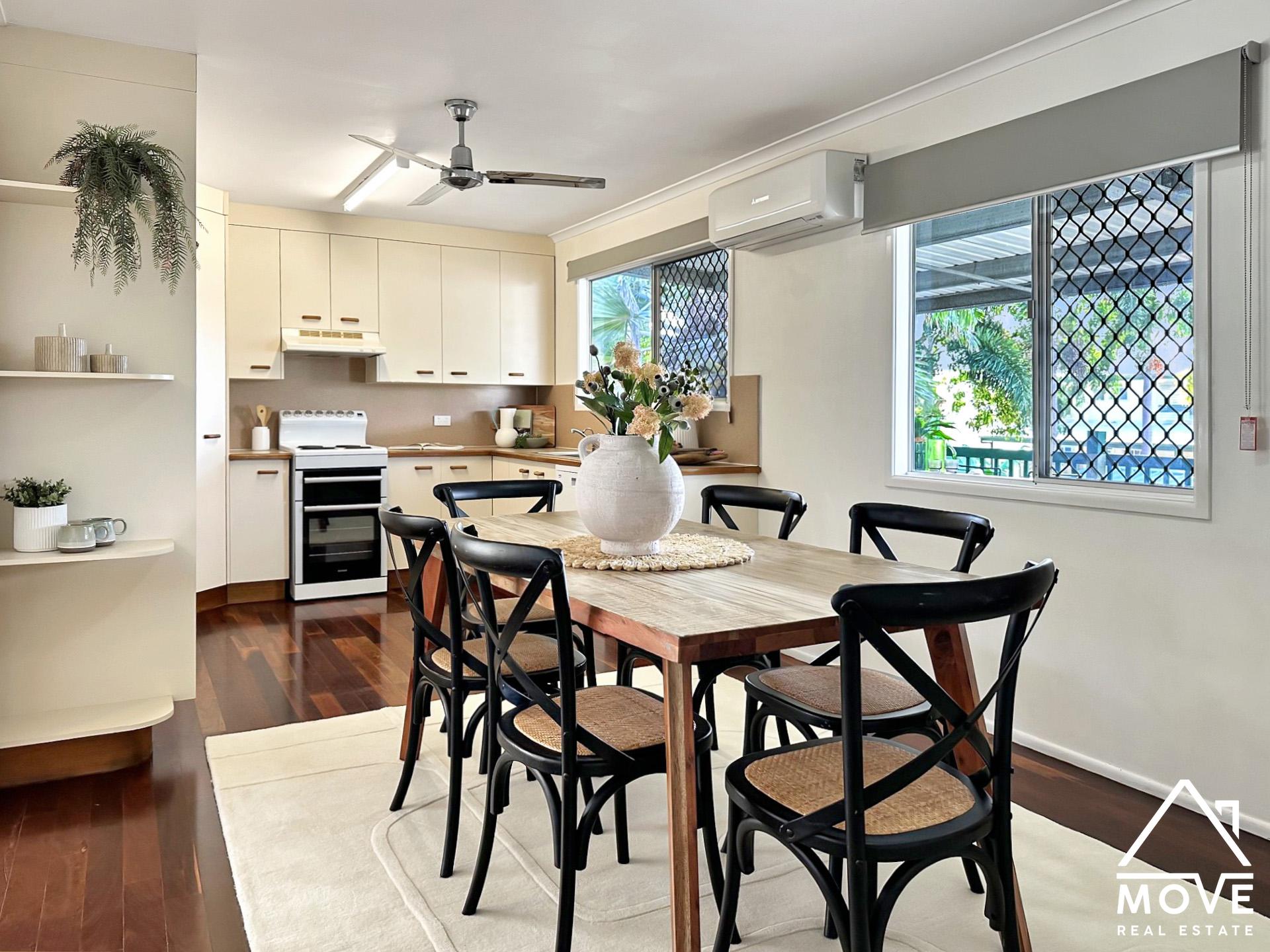 54 Burramugga Crescent, KIRWAN, QLD 4817 AUS