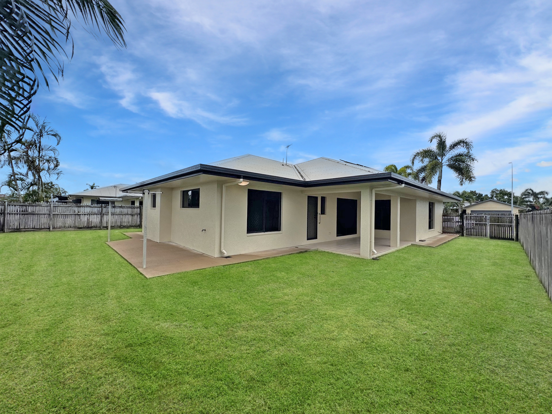 KIRWAN, QLD 4817 AUS