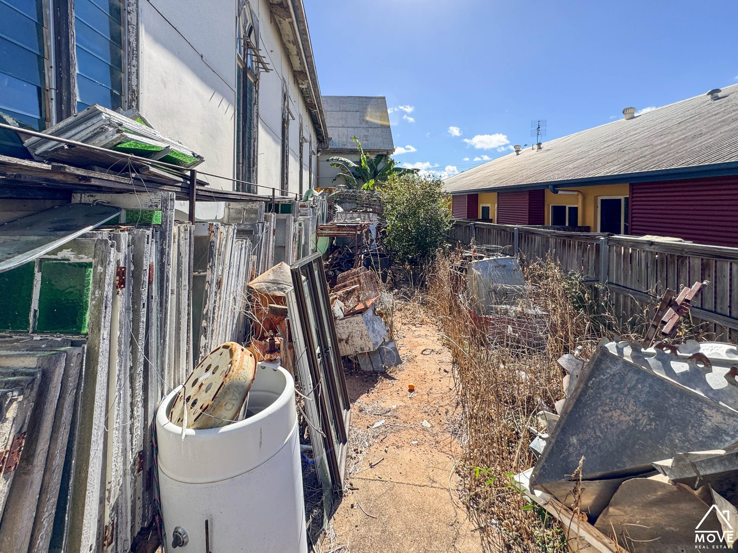 27 Ryan Street, CHARTERS TOWERS CITY, QLD 4820 AUS