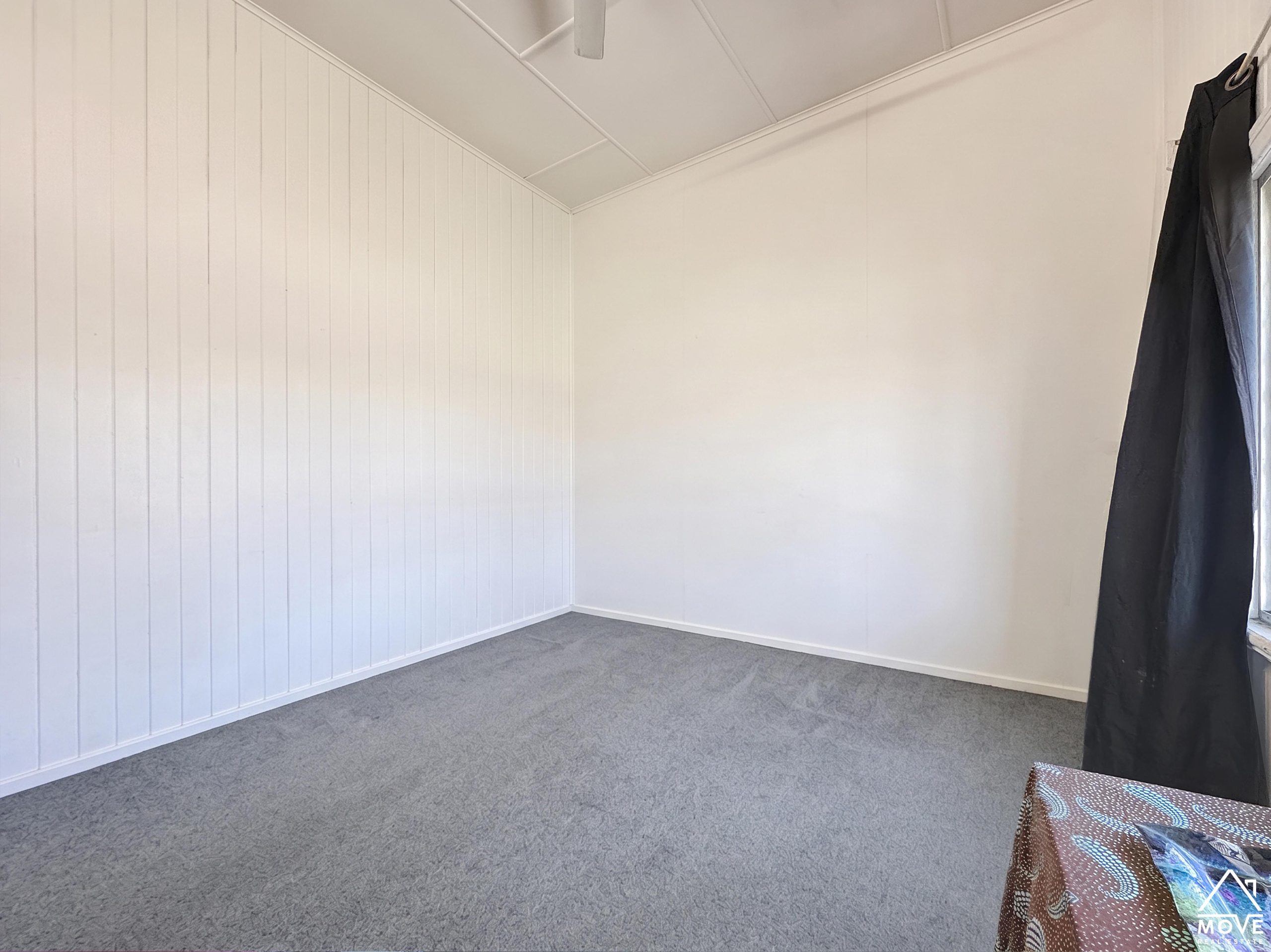 20 York Street, QUEENTON, QLD 4820 AUS