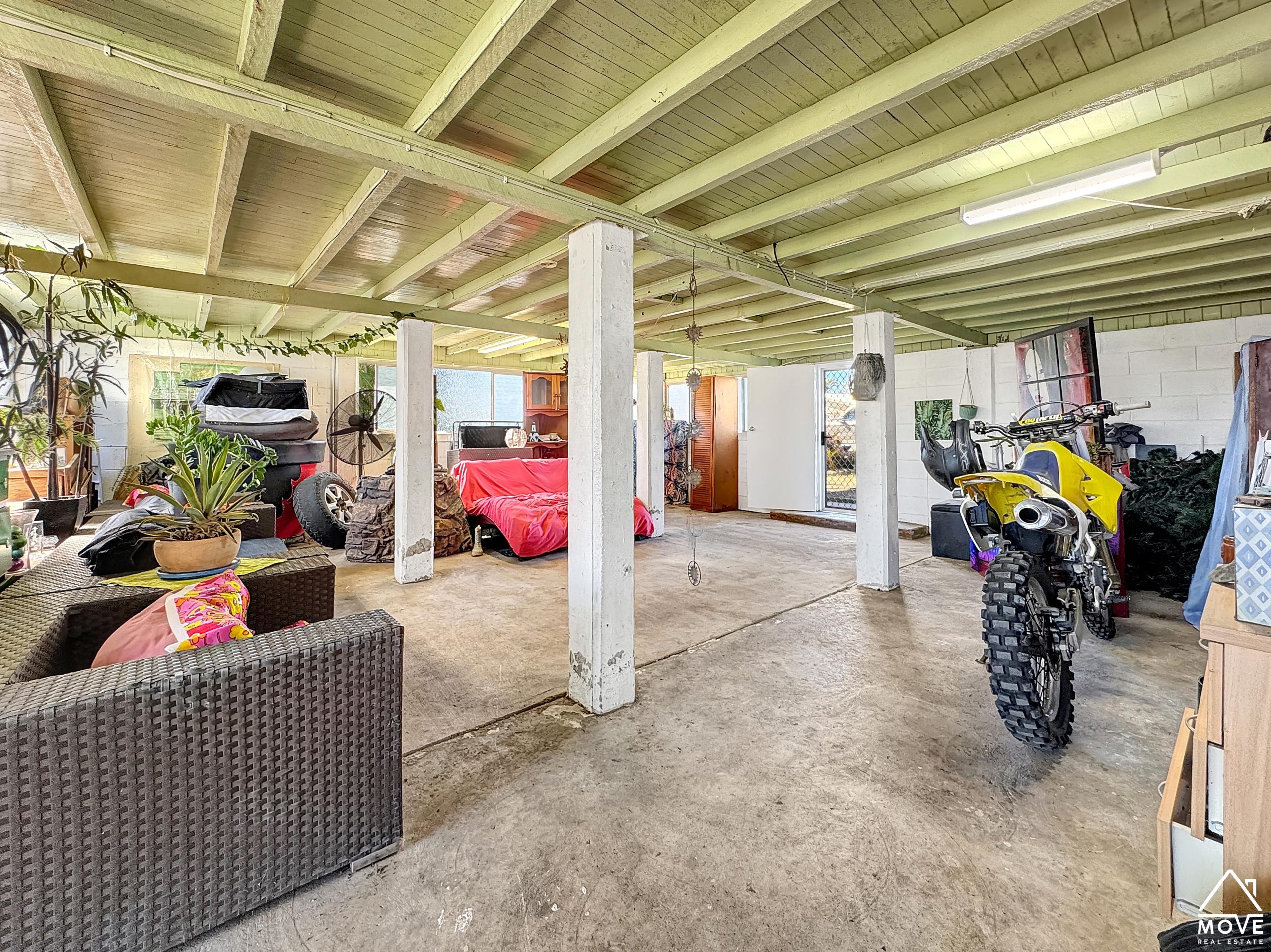 20 York Street, QUEENTON, QLD 4820 AUS