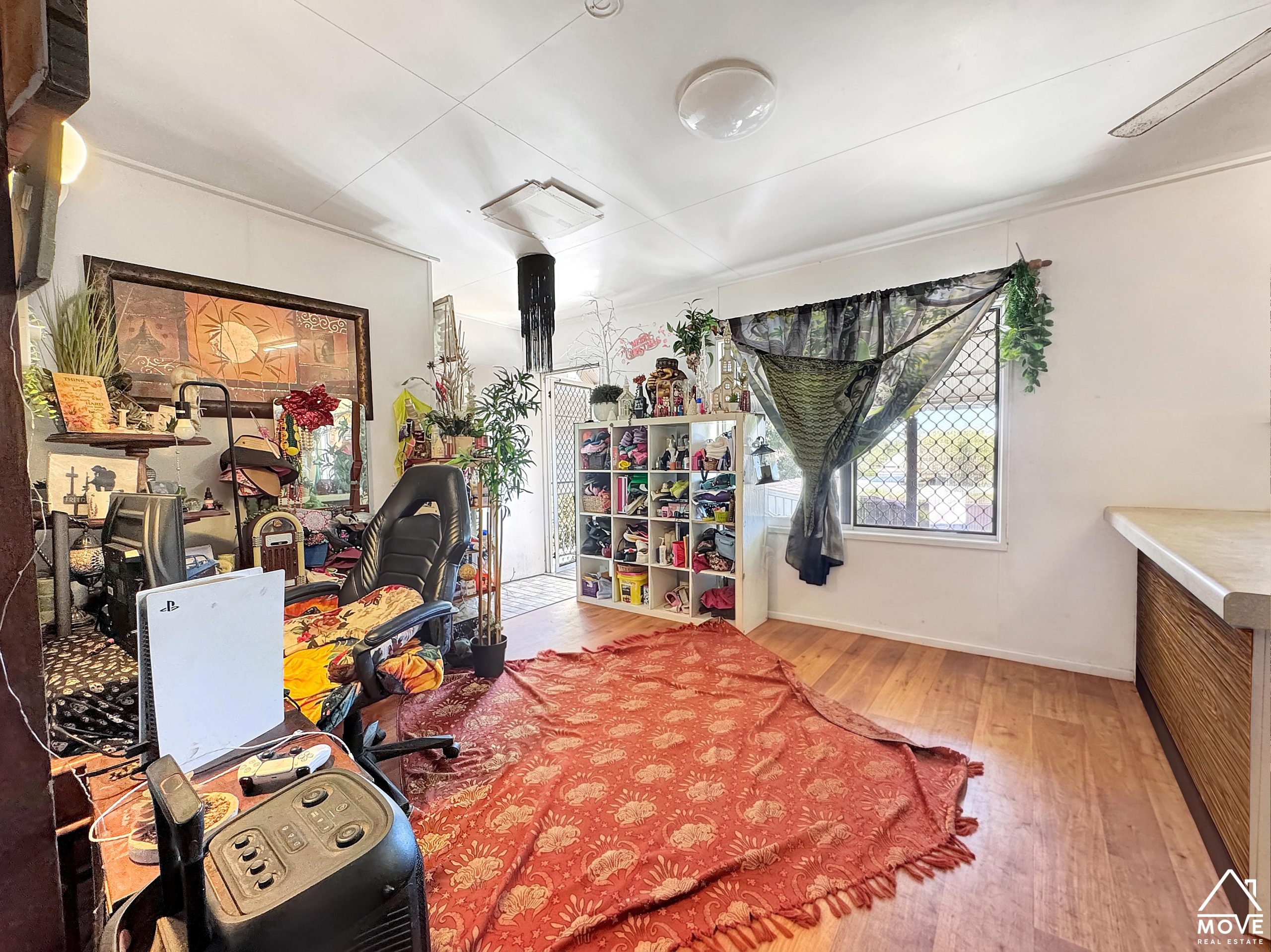 20 York Street, QUEENTON, QLD 4820 AUS