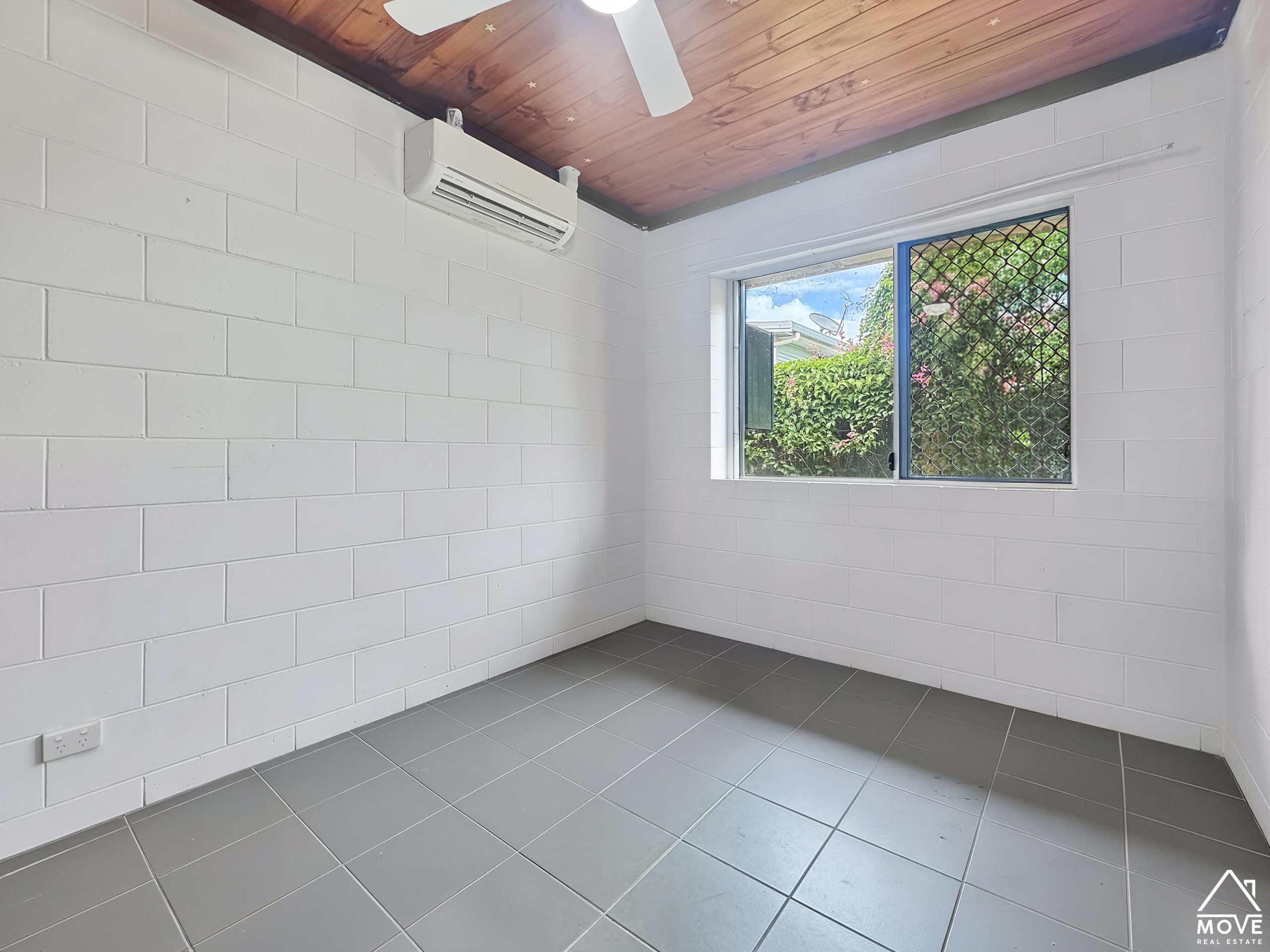 31 Park Street, CHARTERS TOWERS CITY, QLD 4820 AUS