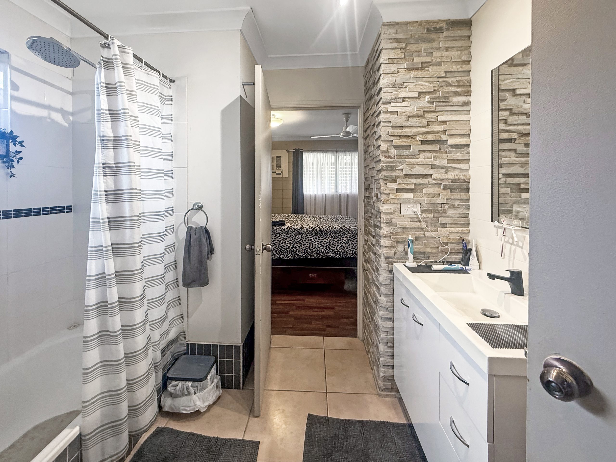 11 Tower Court, KELSO, QLD 4815 AUS