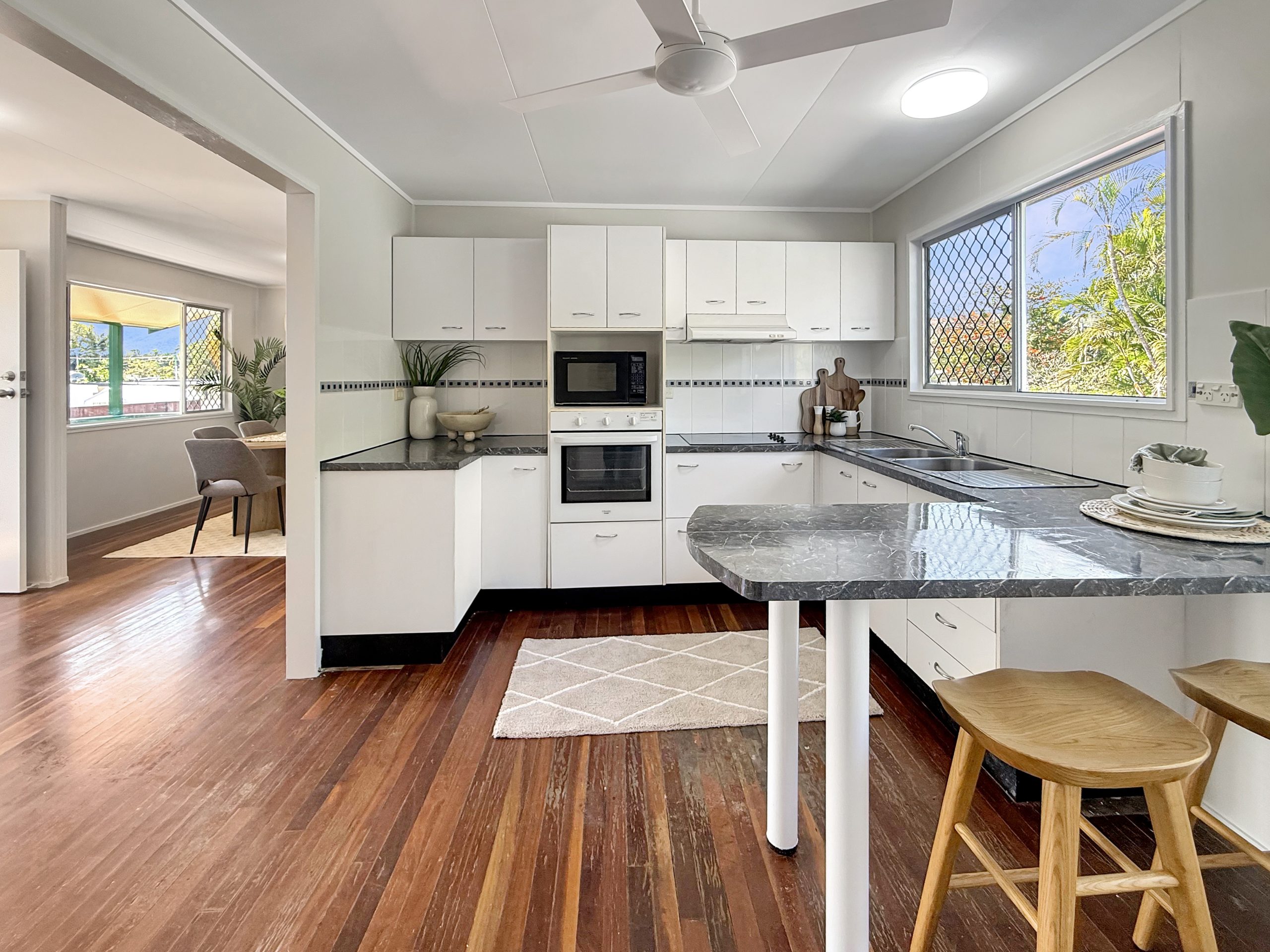 19 Kulgun Crescent, KELSO, QLD 4815 AUS
