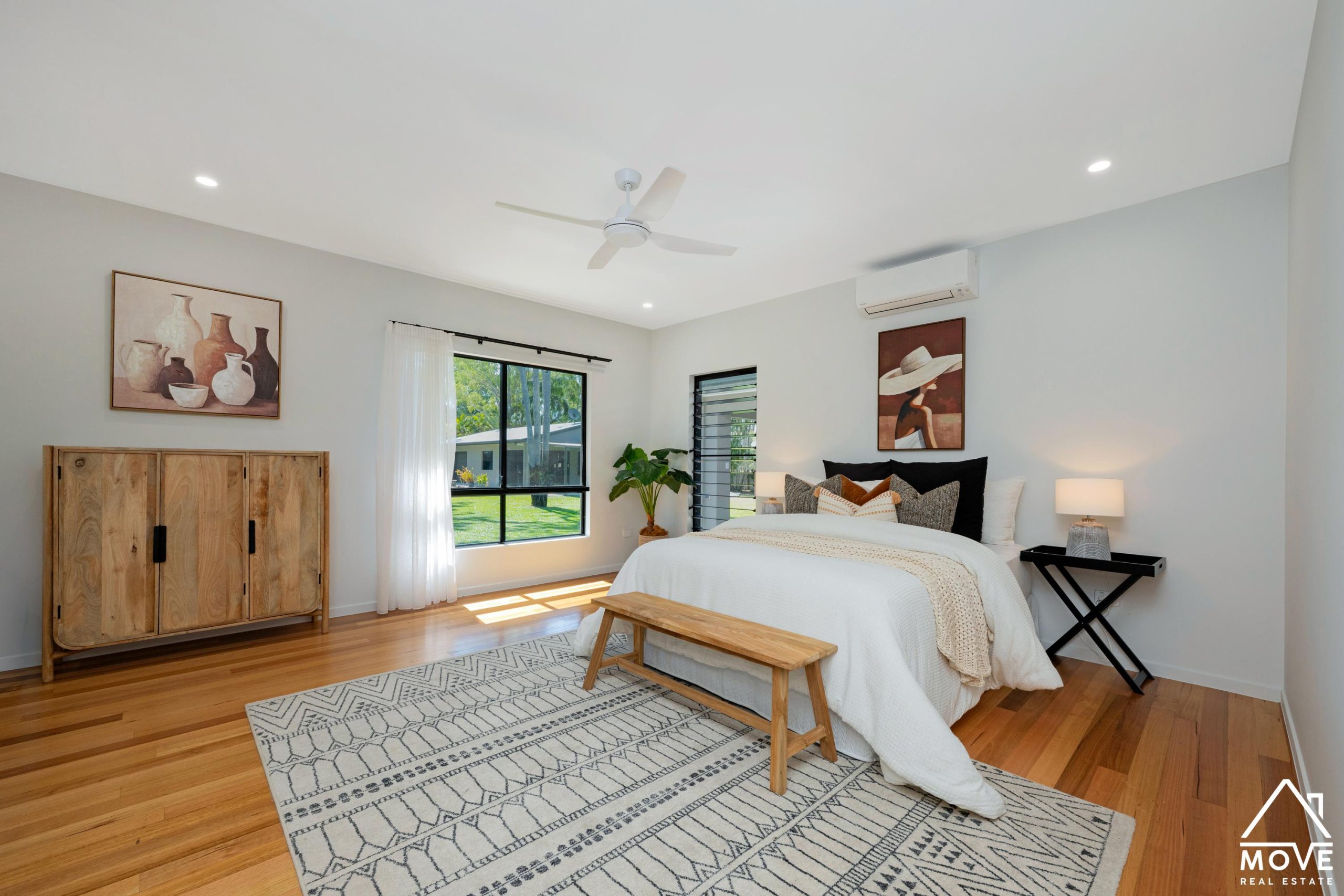 1 Baystone Court, KELSO, QLD 4815 AUS