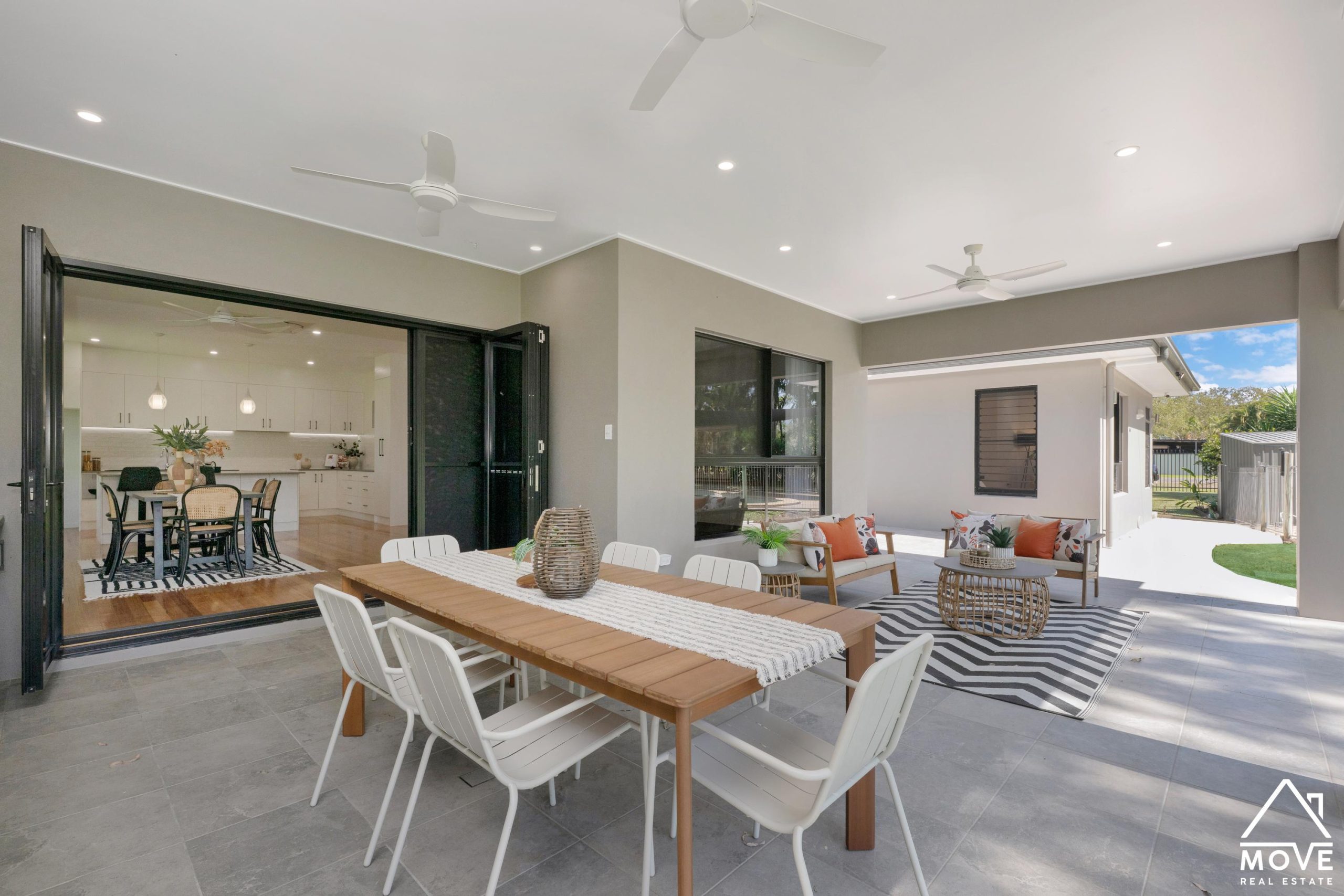 1 Baystone Court, KELSO, QLD 4815 AUS