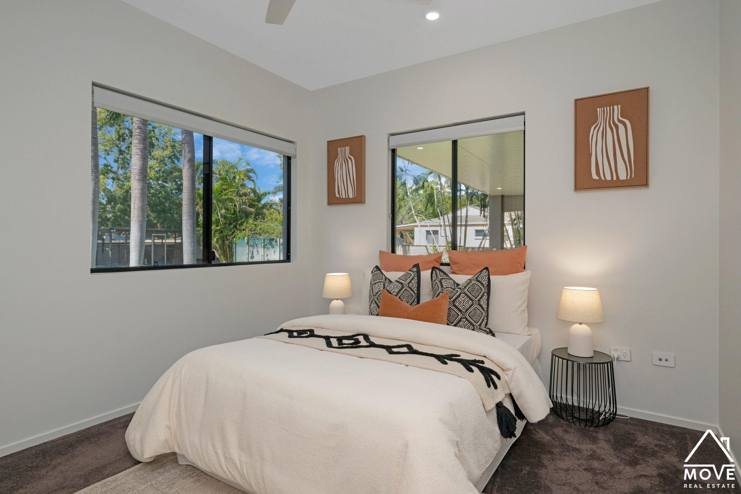 1 Baystone Court, KELSO, QLD 4815 AUS