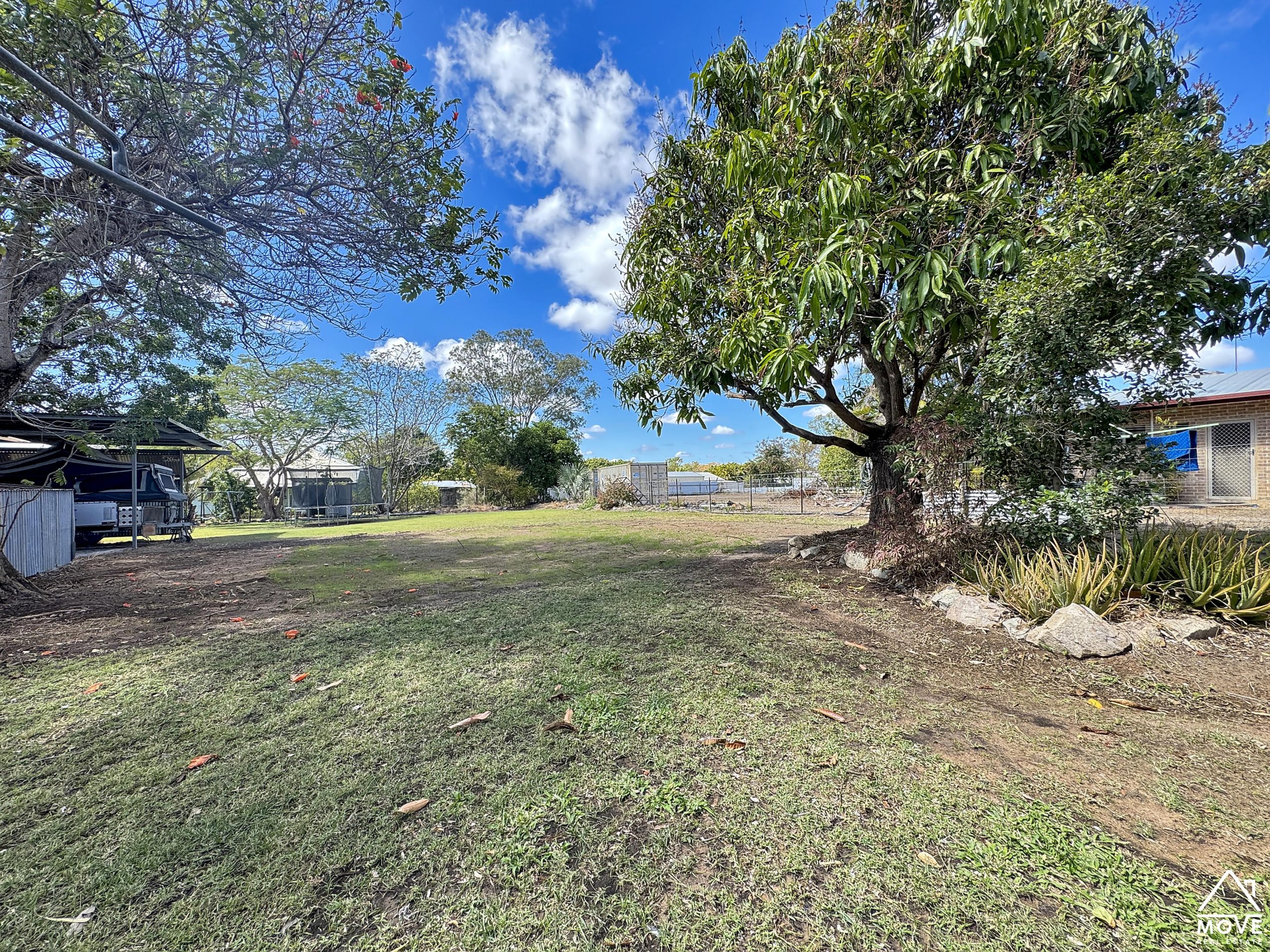 15 Natal Downs Road, MILLCHESTER, QLD 4820 AUS