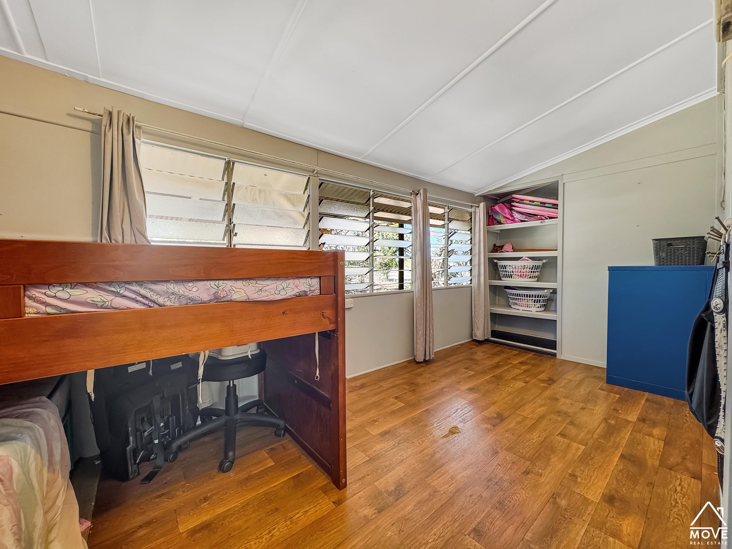 15 Natal Downs Road, MILLCHESTER, QLD 4820 AUS