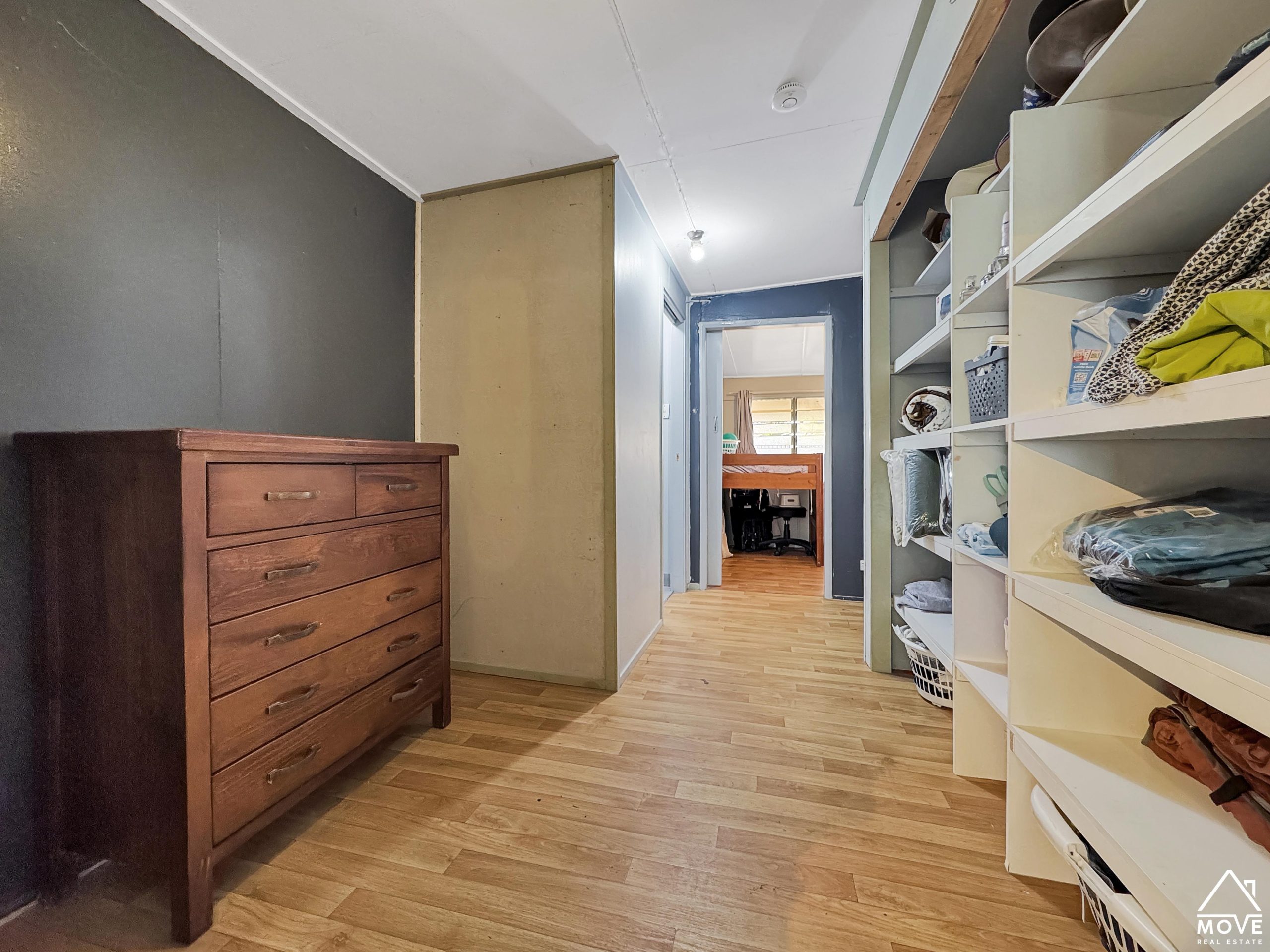 15 Natal Downs Road, MILLCHESTER, QLD 4820 AUS