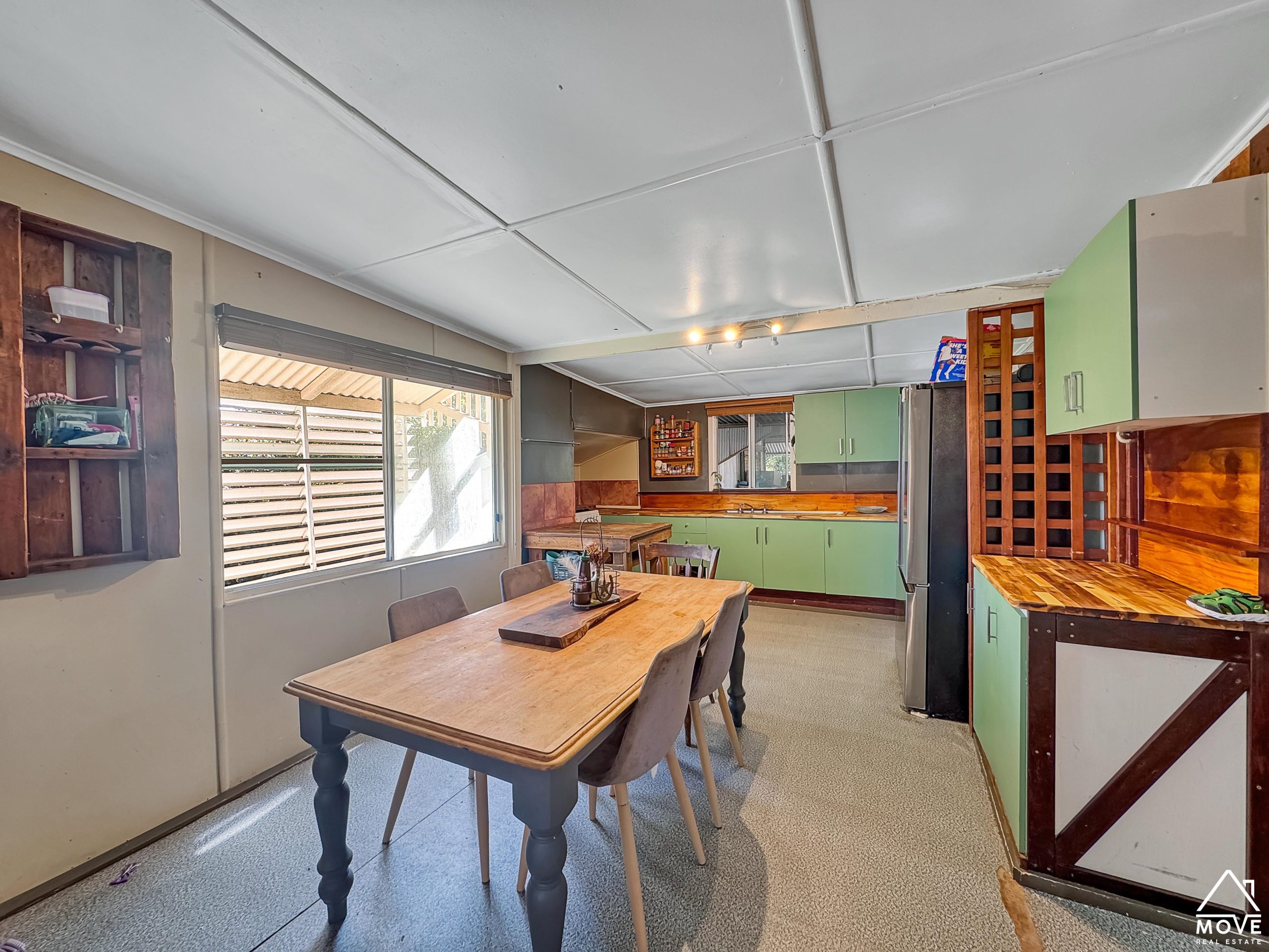 15 Natal Downs Road, MILLCHESTER, QLD 4820 AUS