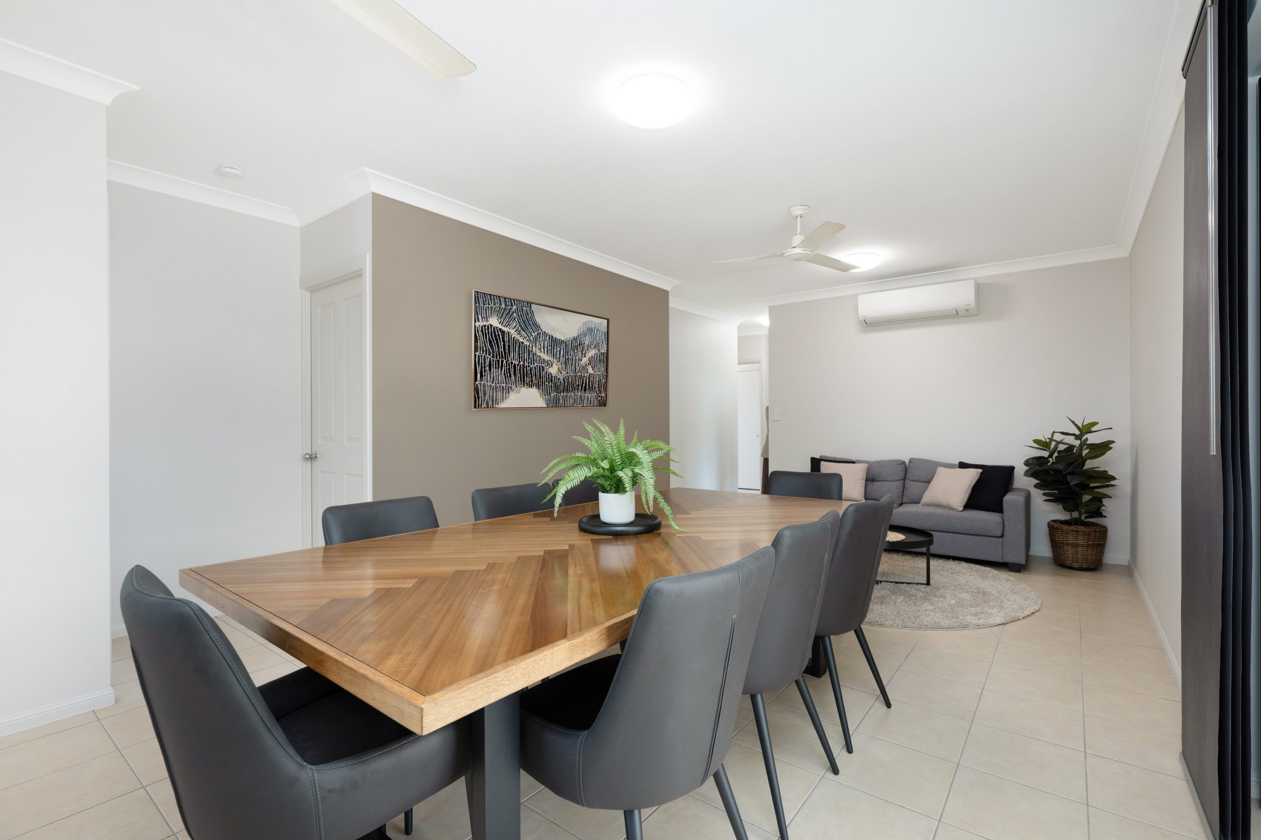 11 Keeper Court, MOUNT LOUISA, QLD 4814 AUS