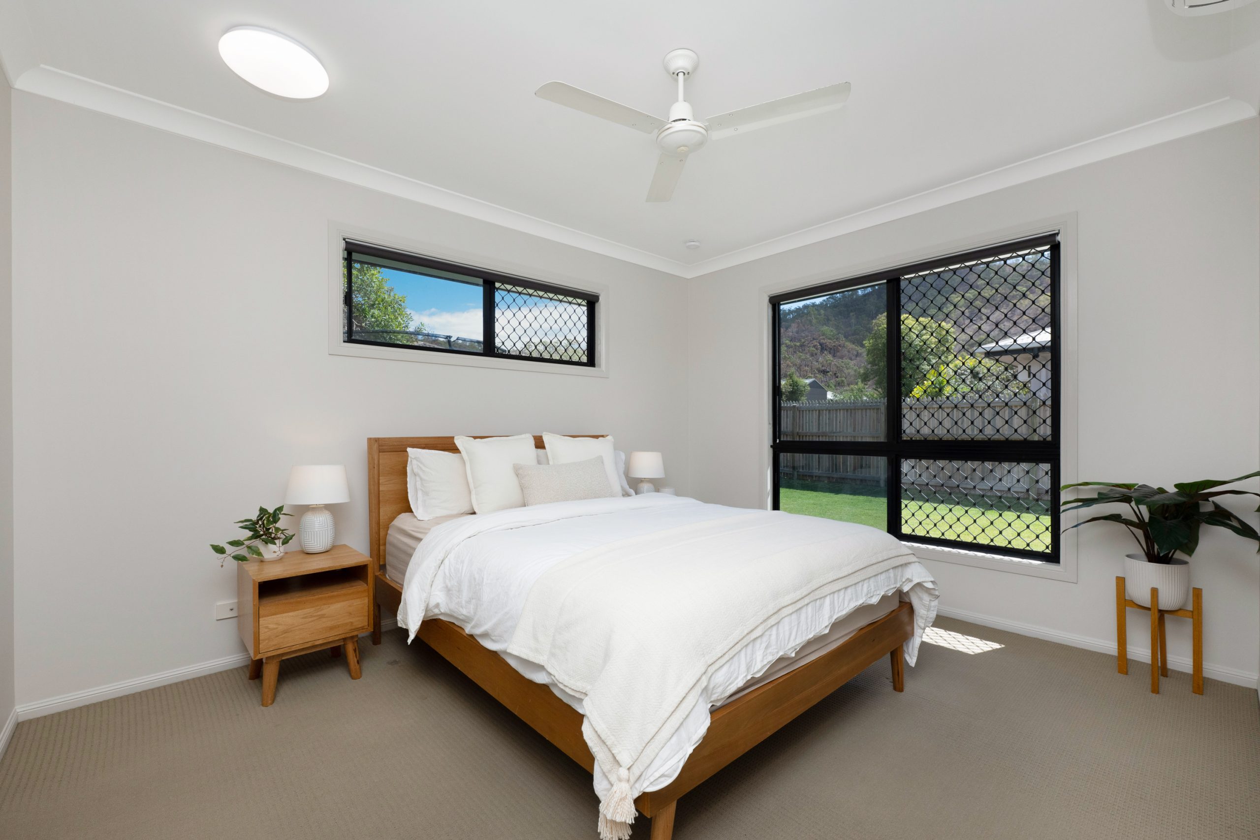 11 Keeper Court, MOUNT LOUISA, QLD 4814 AUS