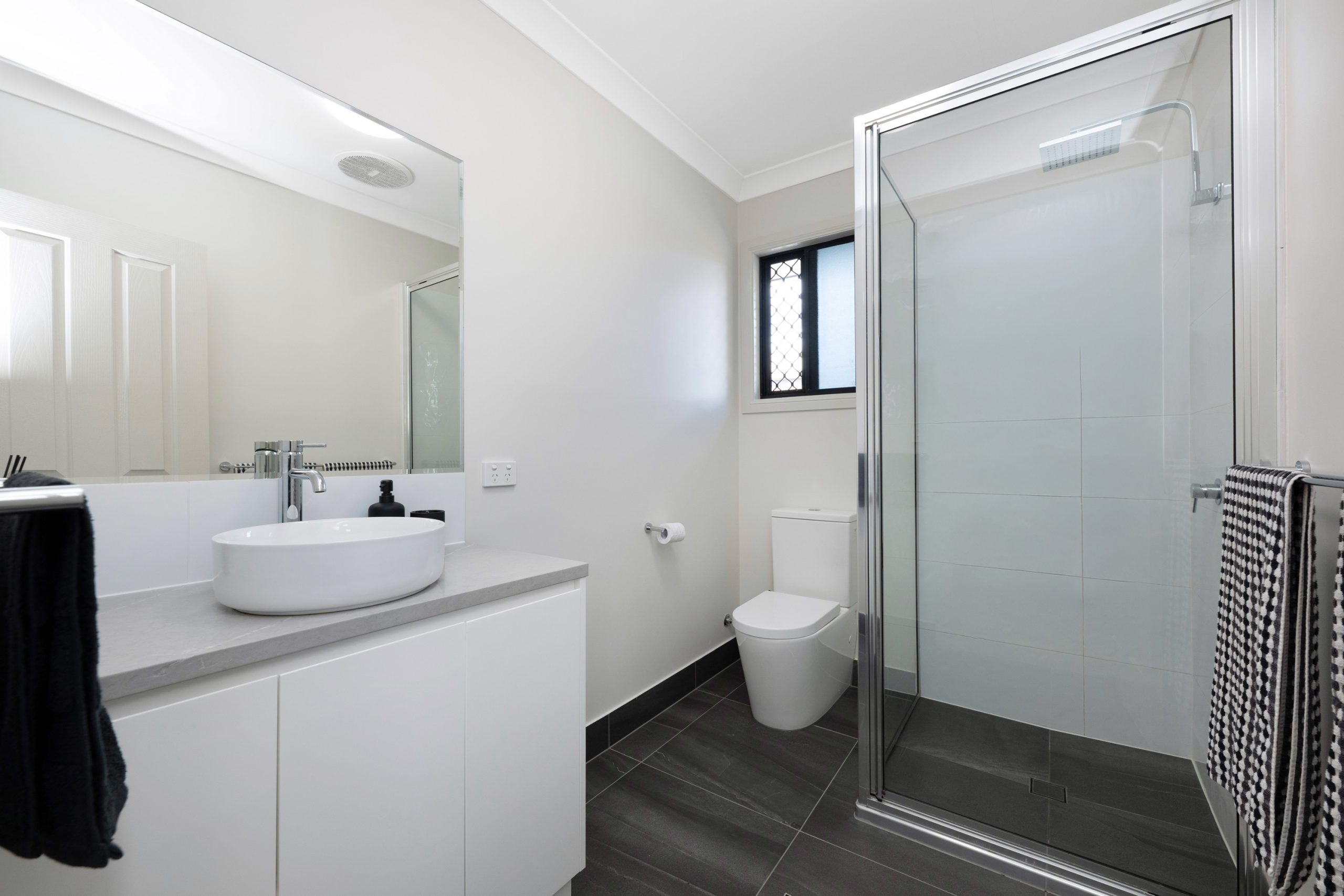 11 Keeper Court, MOUNT LOUISA, QLD 4814 AUS