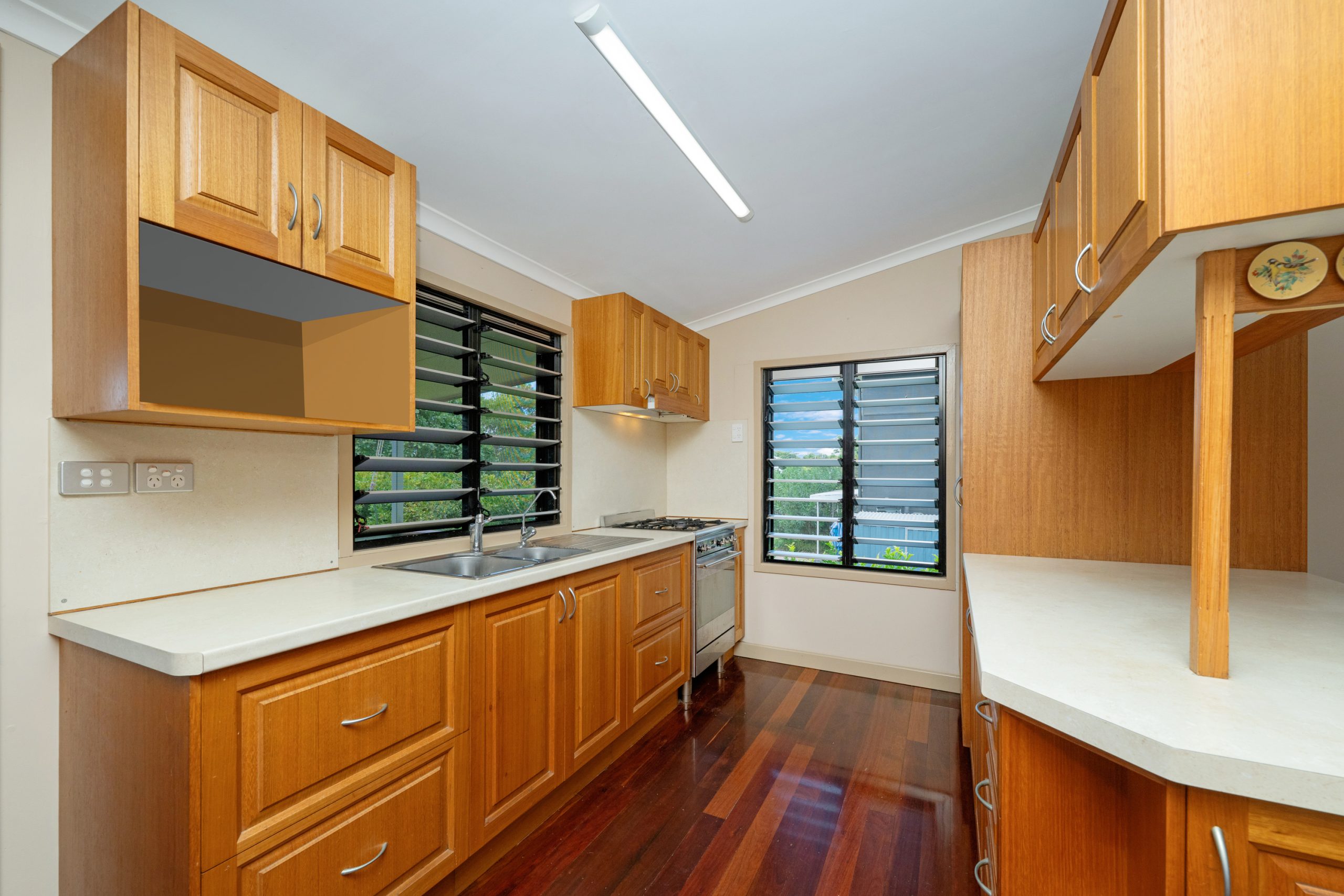 45 Bayswater Terrace, HYDE PARK, QLD 4812 AUS